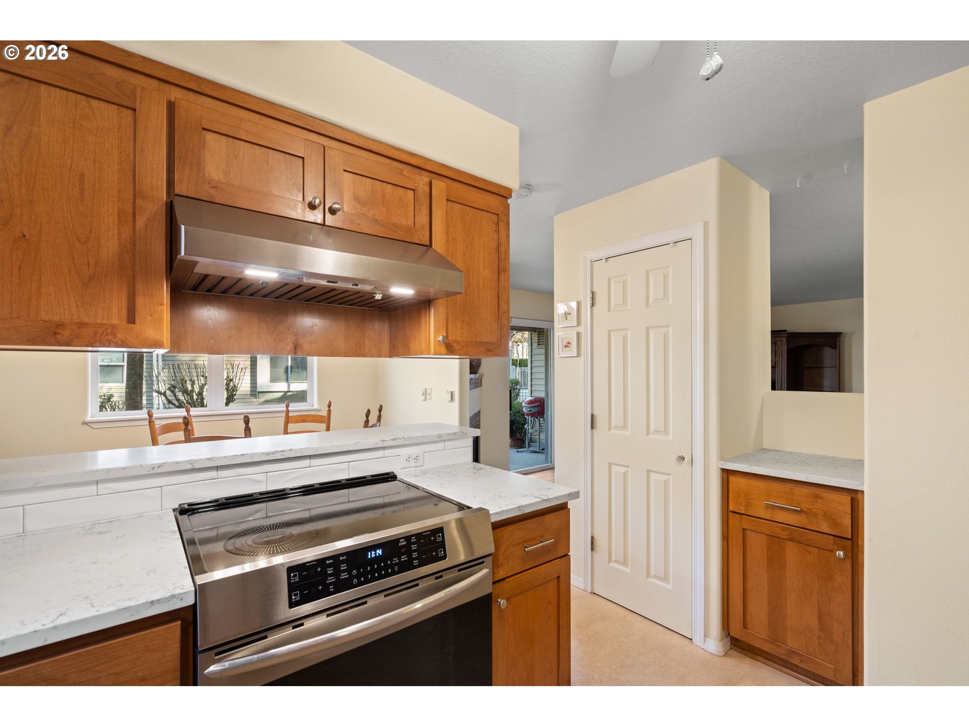 Photo #17: 373667312 Listing: Photo #17