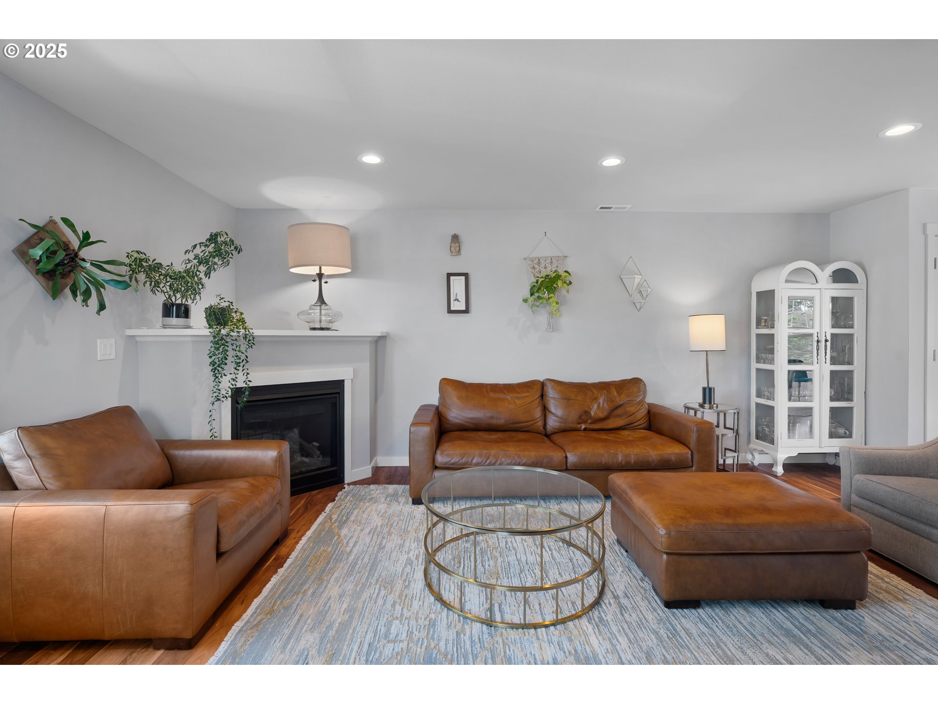 Photo #7: 373872292 Listing: Photo #7