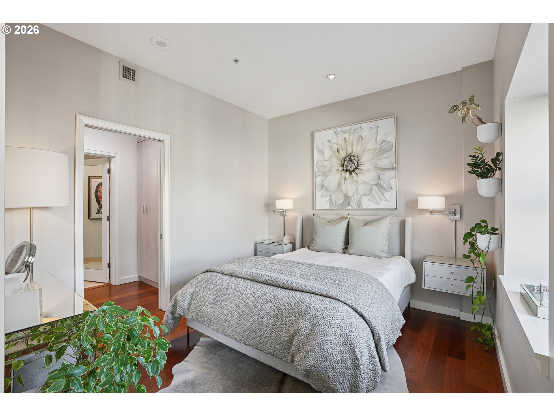 Photo #3: 374437126 Listing: Photo #3