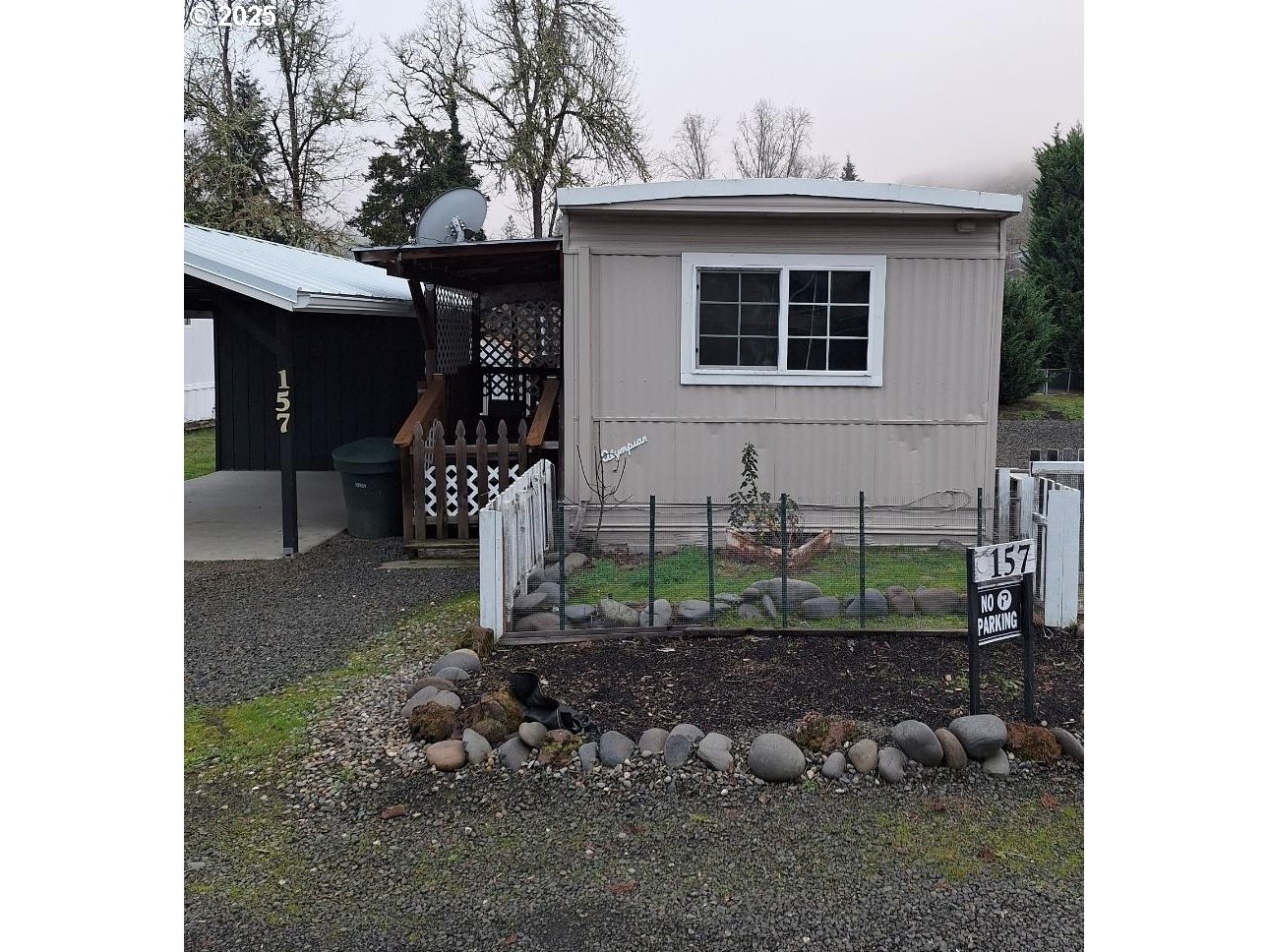 Photo of 157 NEPTUNE CT Roseburg OR 97470