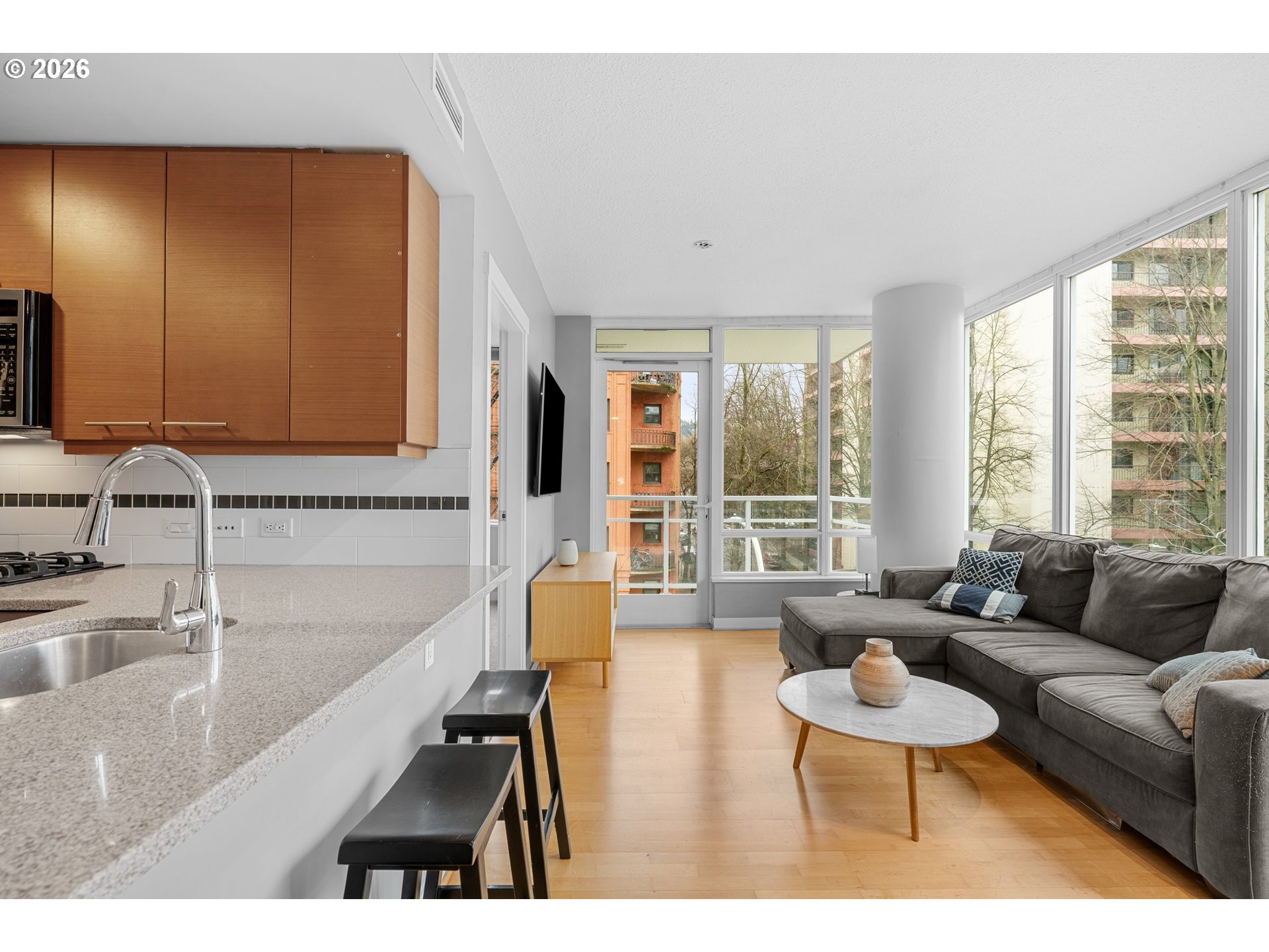 Photo #8: 376650904 Listing: Photo #8