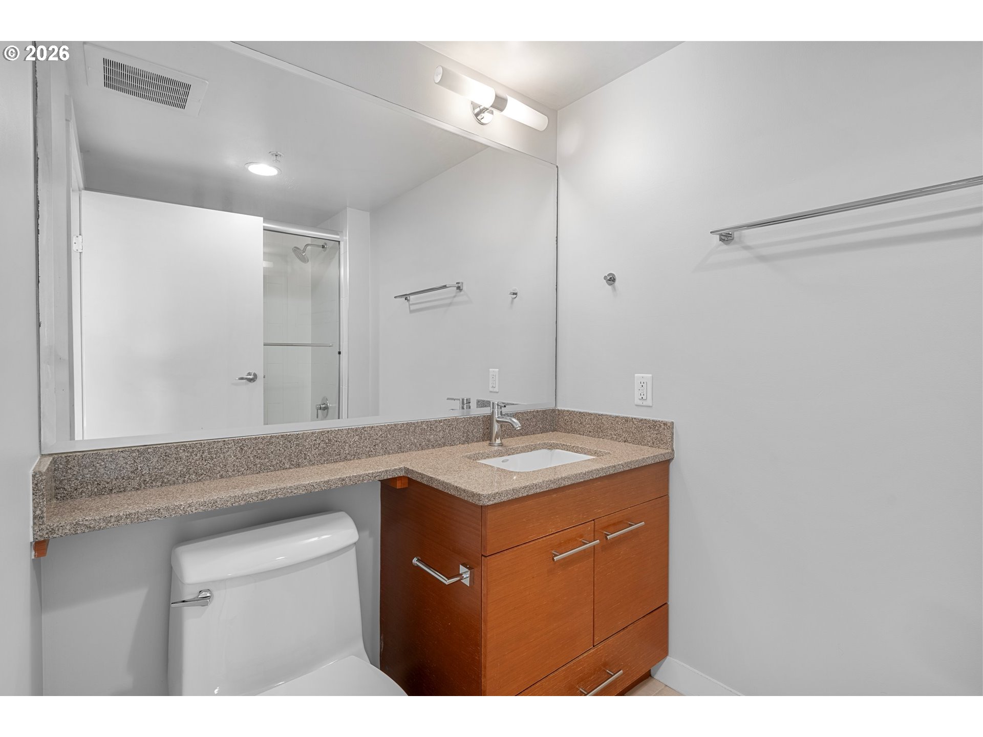 Photo #19: 376650904 Listing: Photo #19