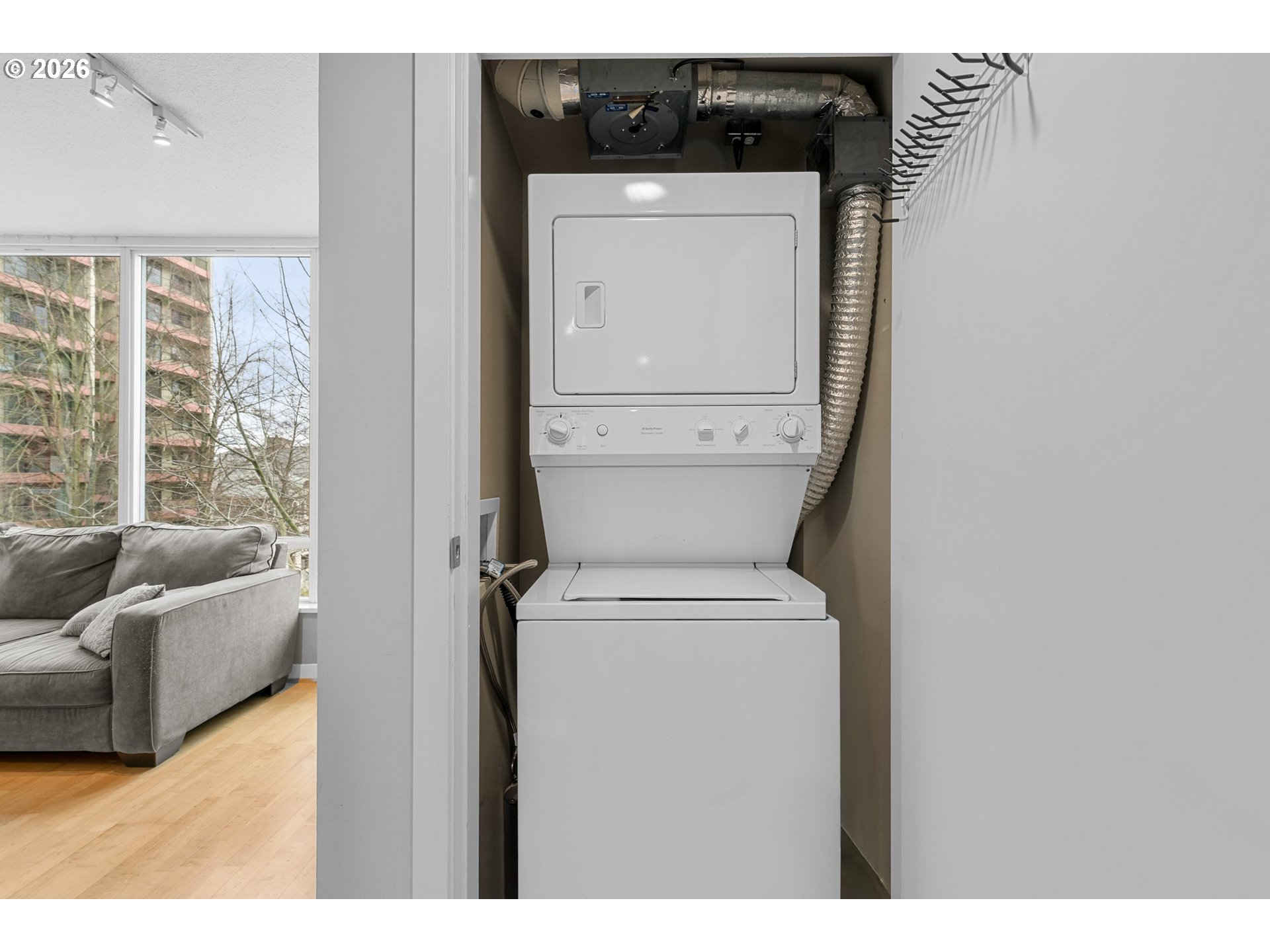 Photo #18: 376650904 Listing: Photo #18