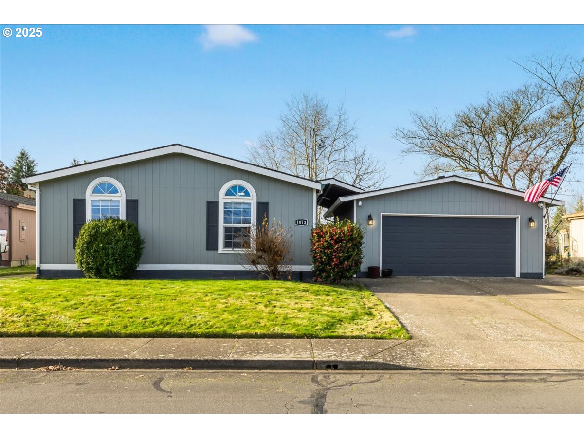 Photo of 1073 CYPRESS ST McMinnville OR 97128