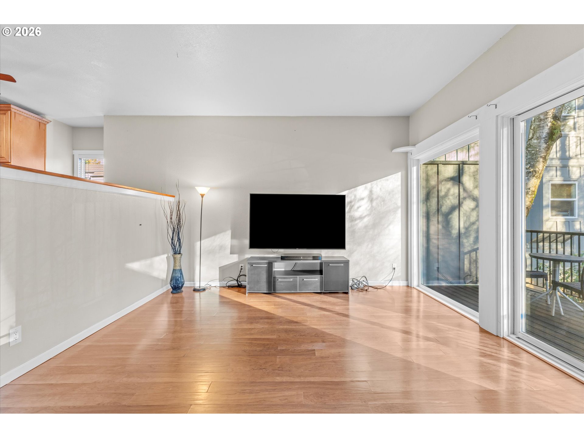 Photo #4: 377397732 Listing: Photo #4