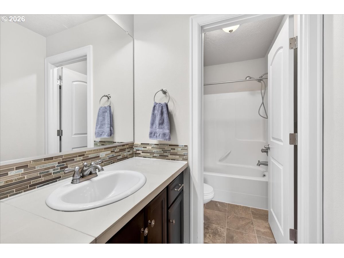 18842 TANOAK WAY, Oregon City, OR, 97045