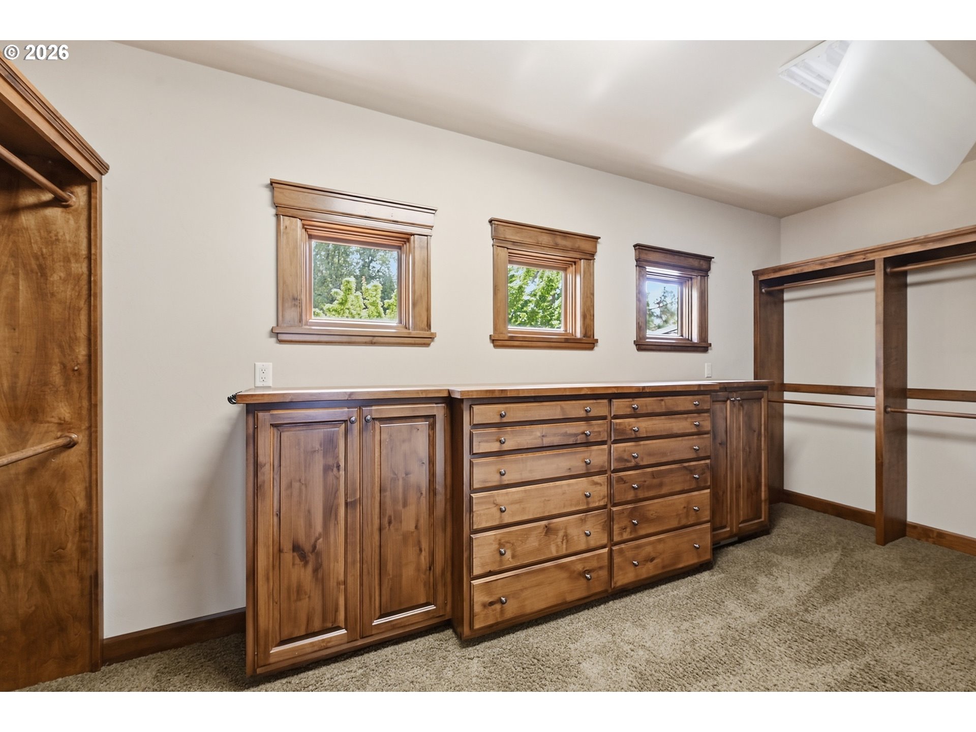 Property photo 16 of 48