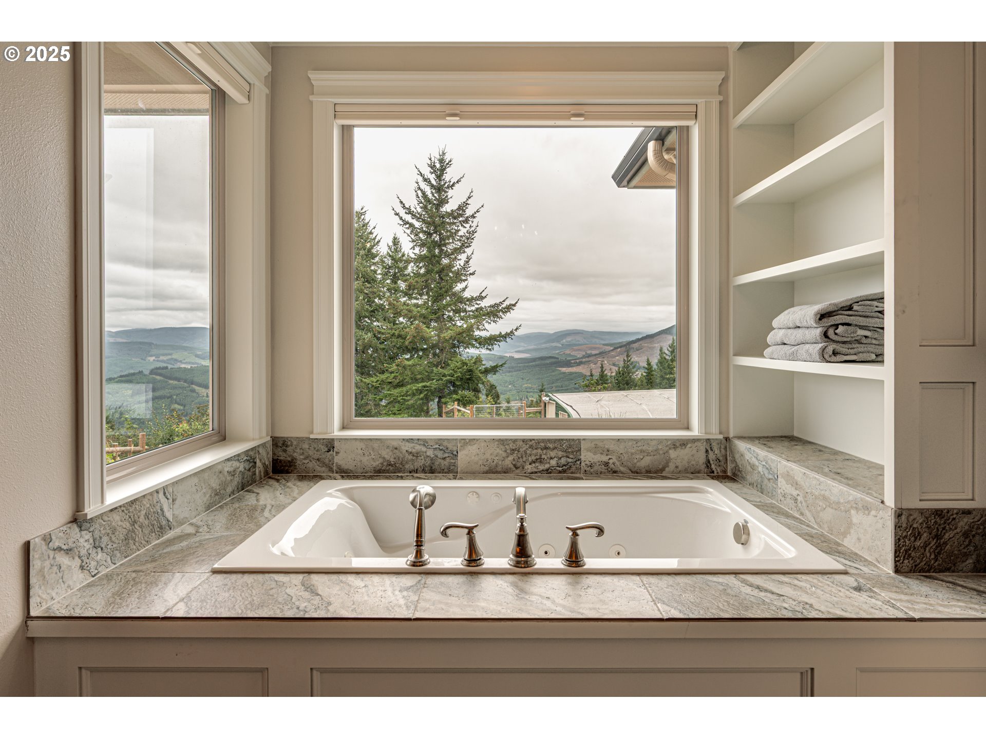 421 WOODLAND HEIGHTS RD, Woodland, WA, 98674