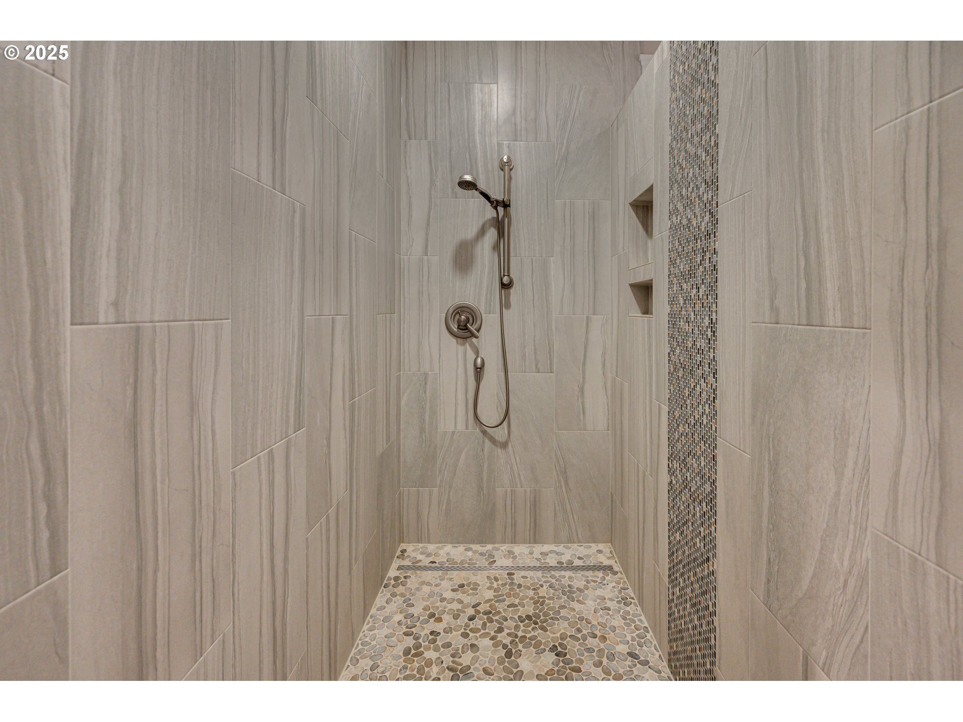 421 WOODLAND HEIGHTS RD, Woodland, WA, 98674