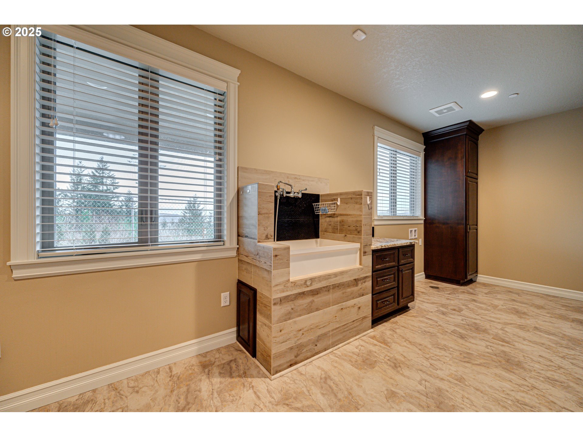 421 WOODLAND HEIGHTS RD, Woodland, WA, 98674