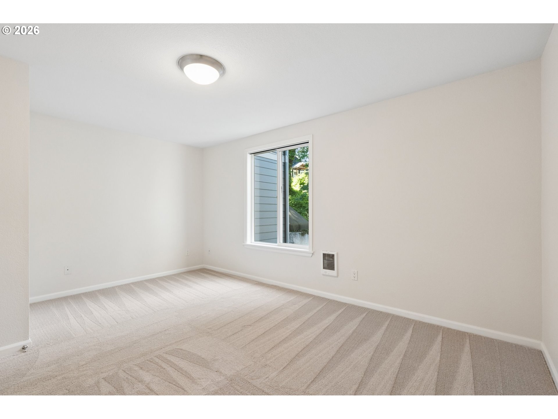 Photo #24: 379344760 Listing: Photo #24