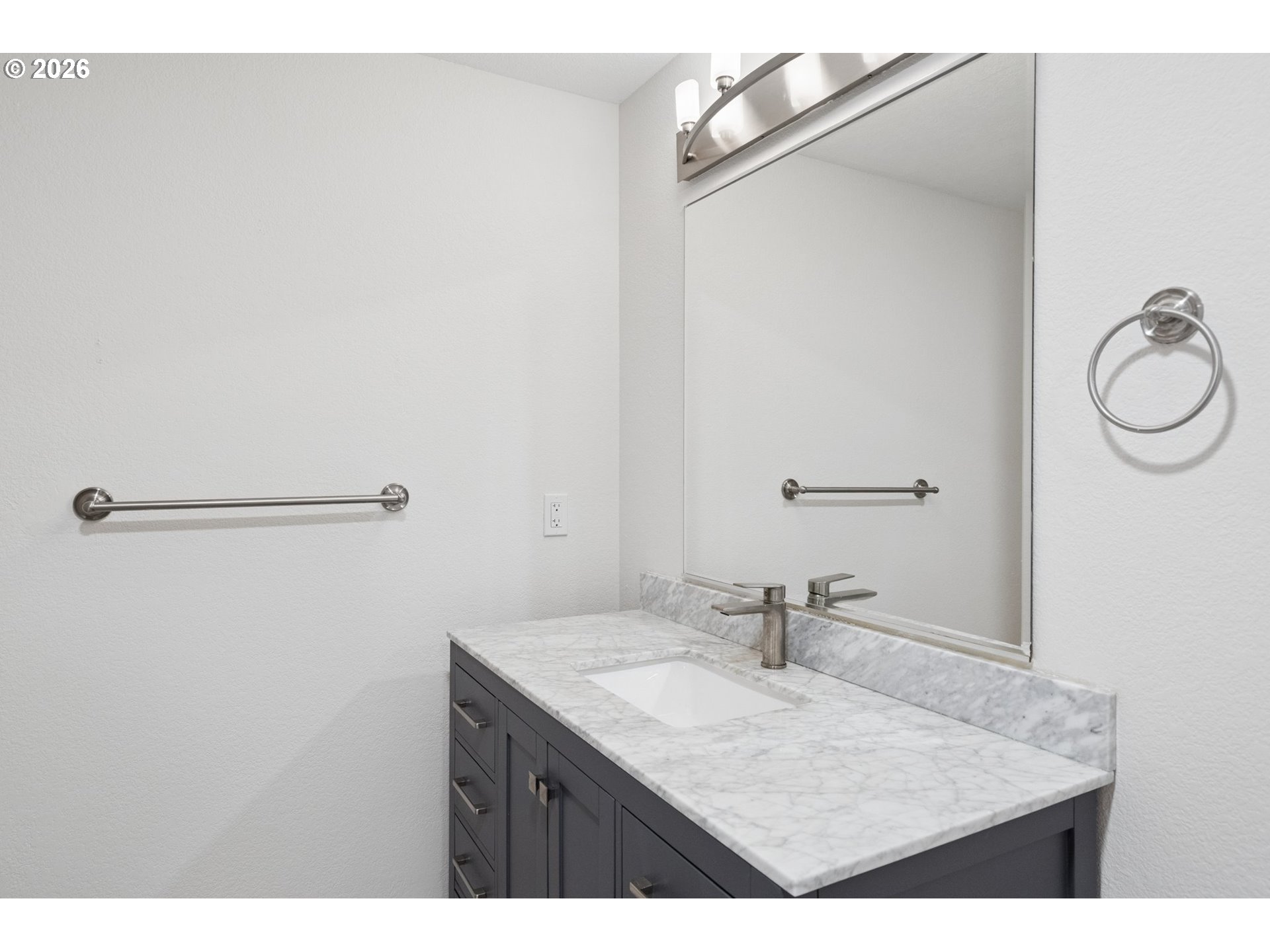 Photo #28: 379344760 Listing: Photo #28