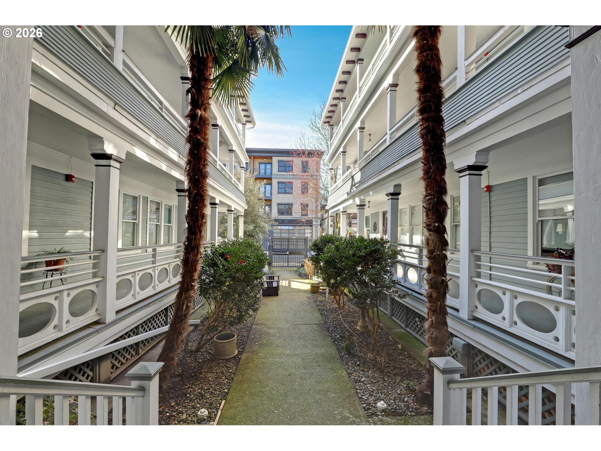 Photo #12: 379487380 Listing: Photo #12