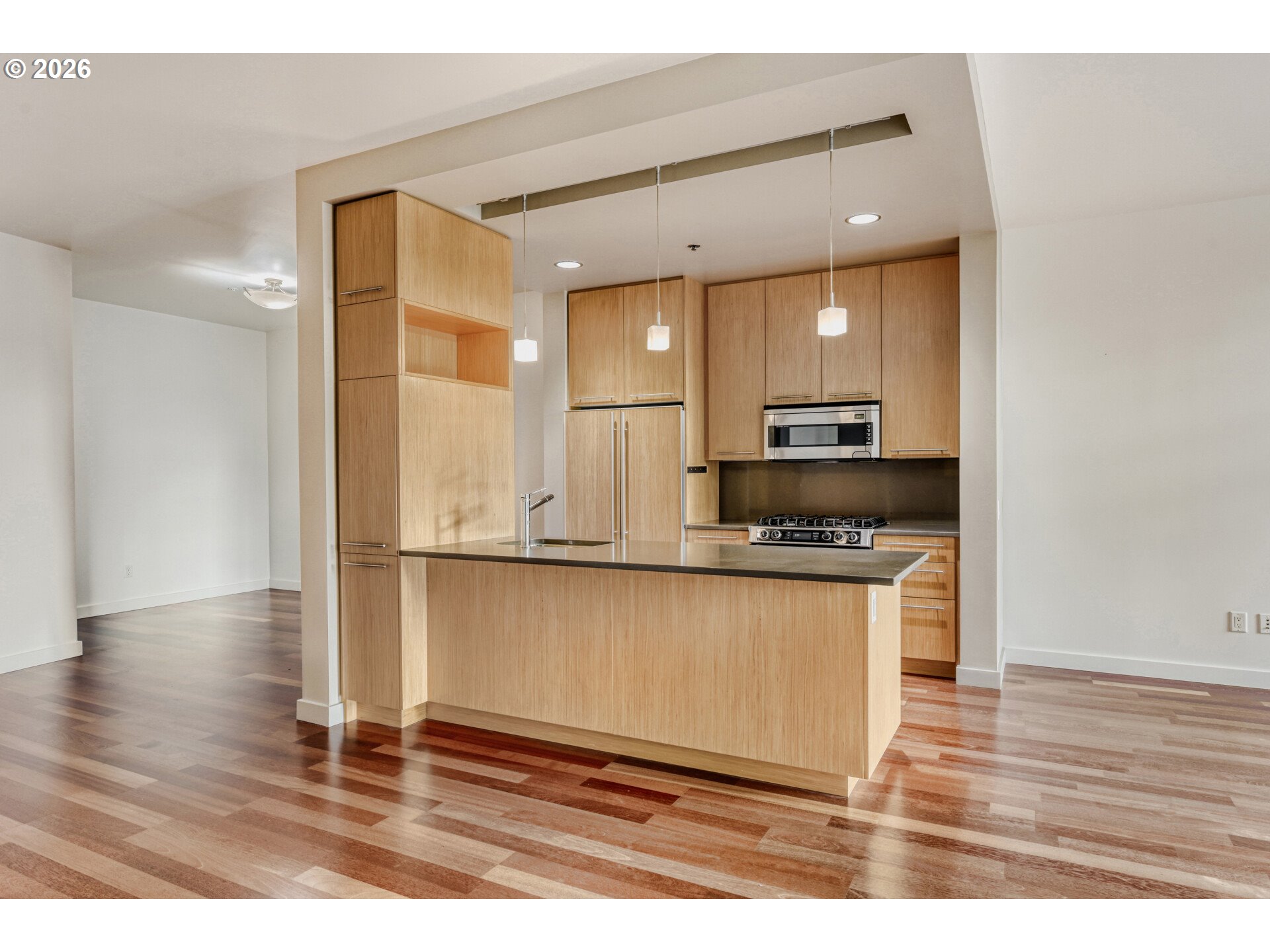 Photo #12: 379507267 Listing: Photo #12