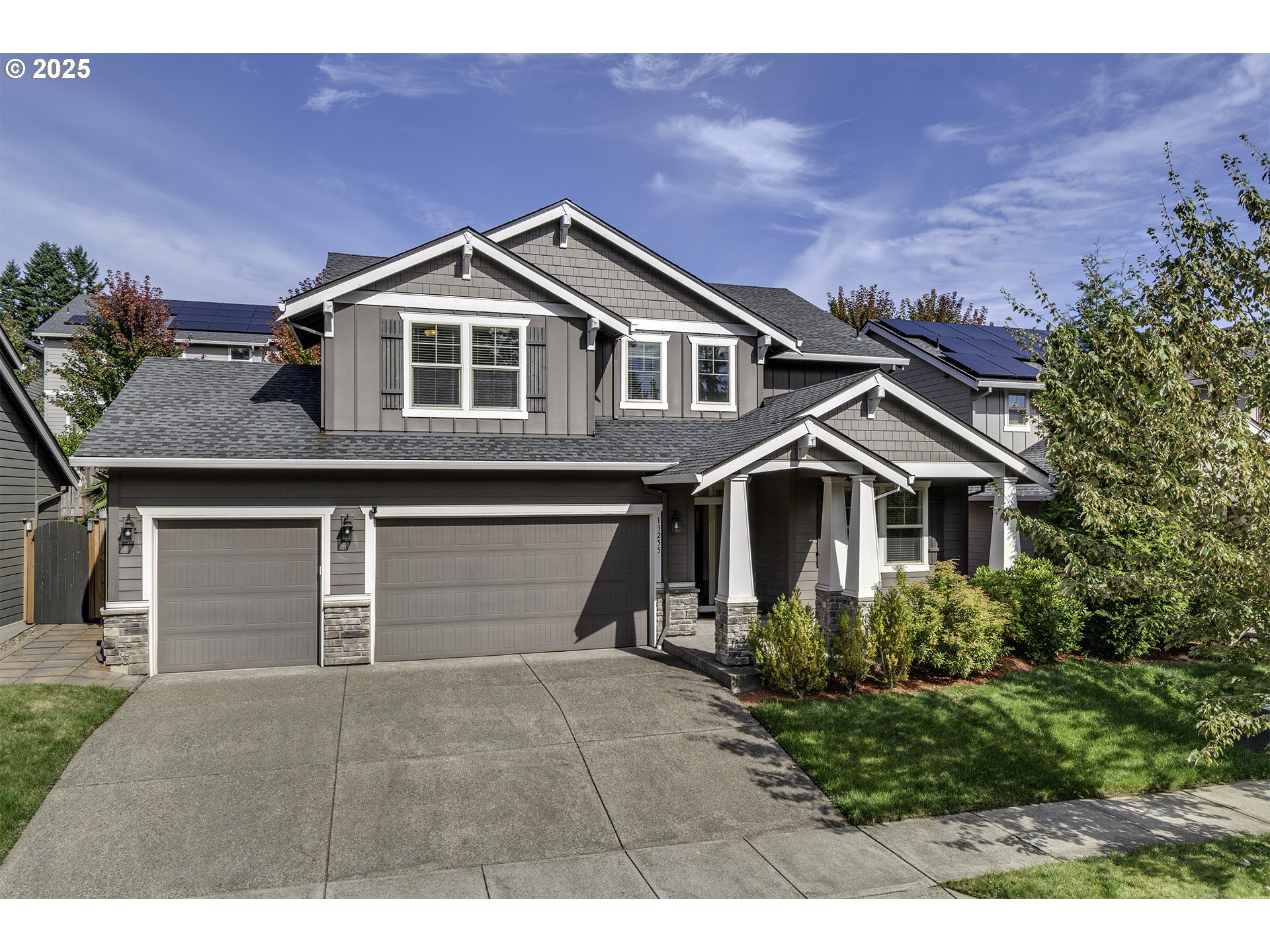 2619 NE CHARLOIS DR, Hillsboro, OR, 97124