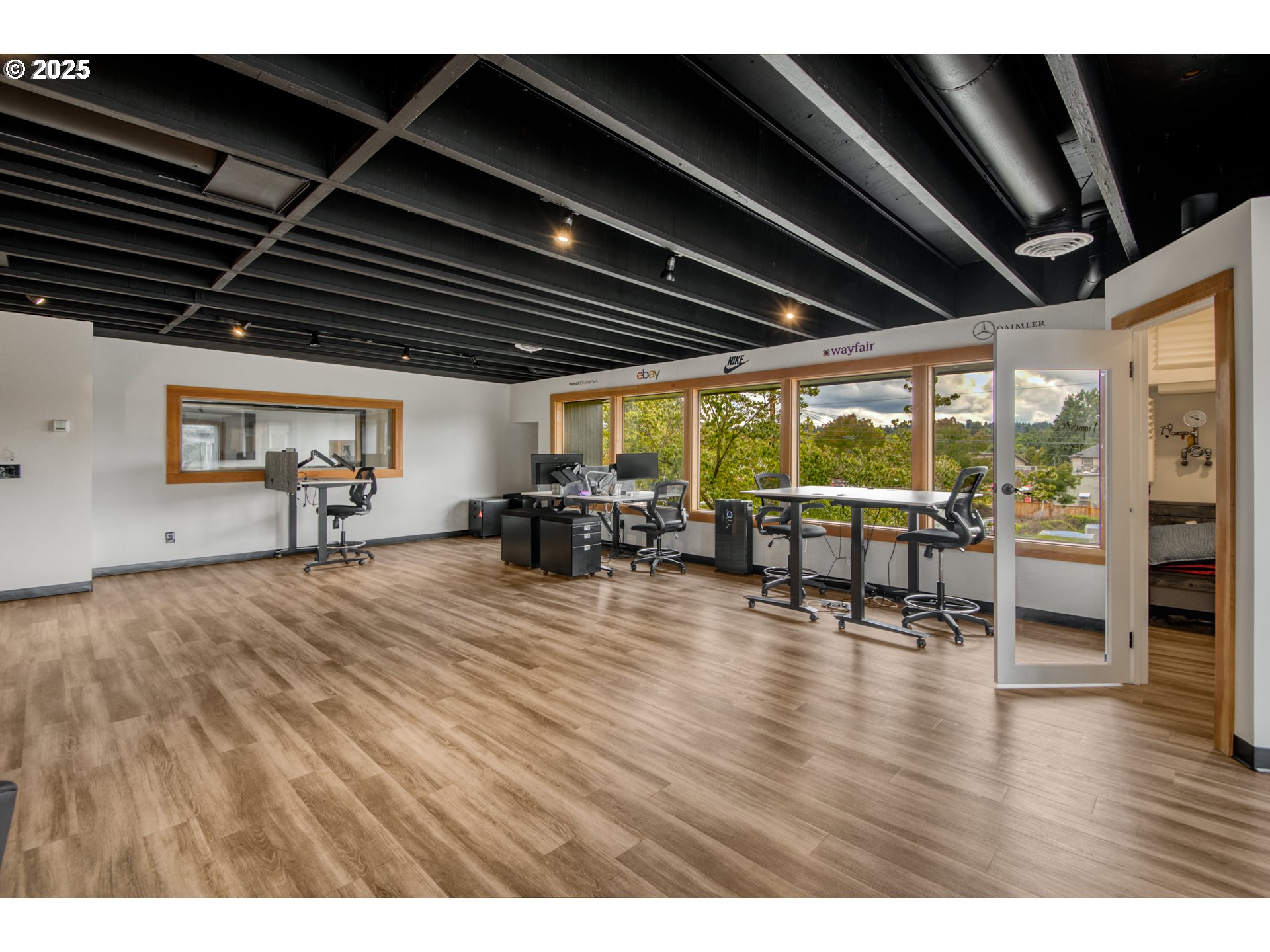 12290 SW MAIN ST, Portland, OR, 97223