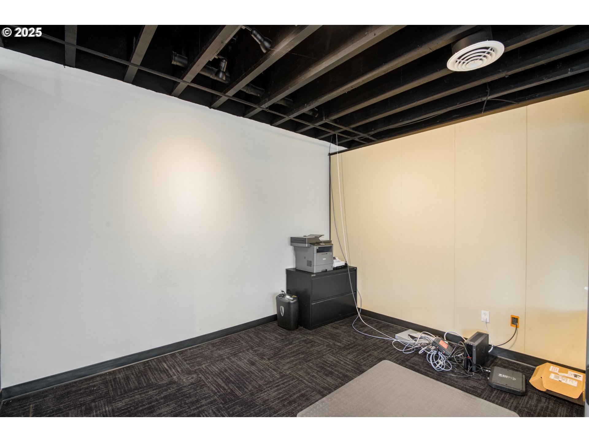 12290 SW MAIN ST, Portland, OR, 97223