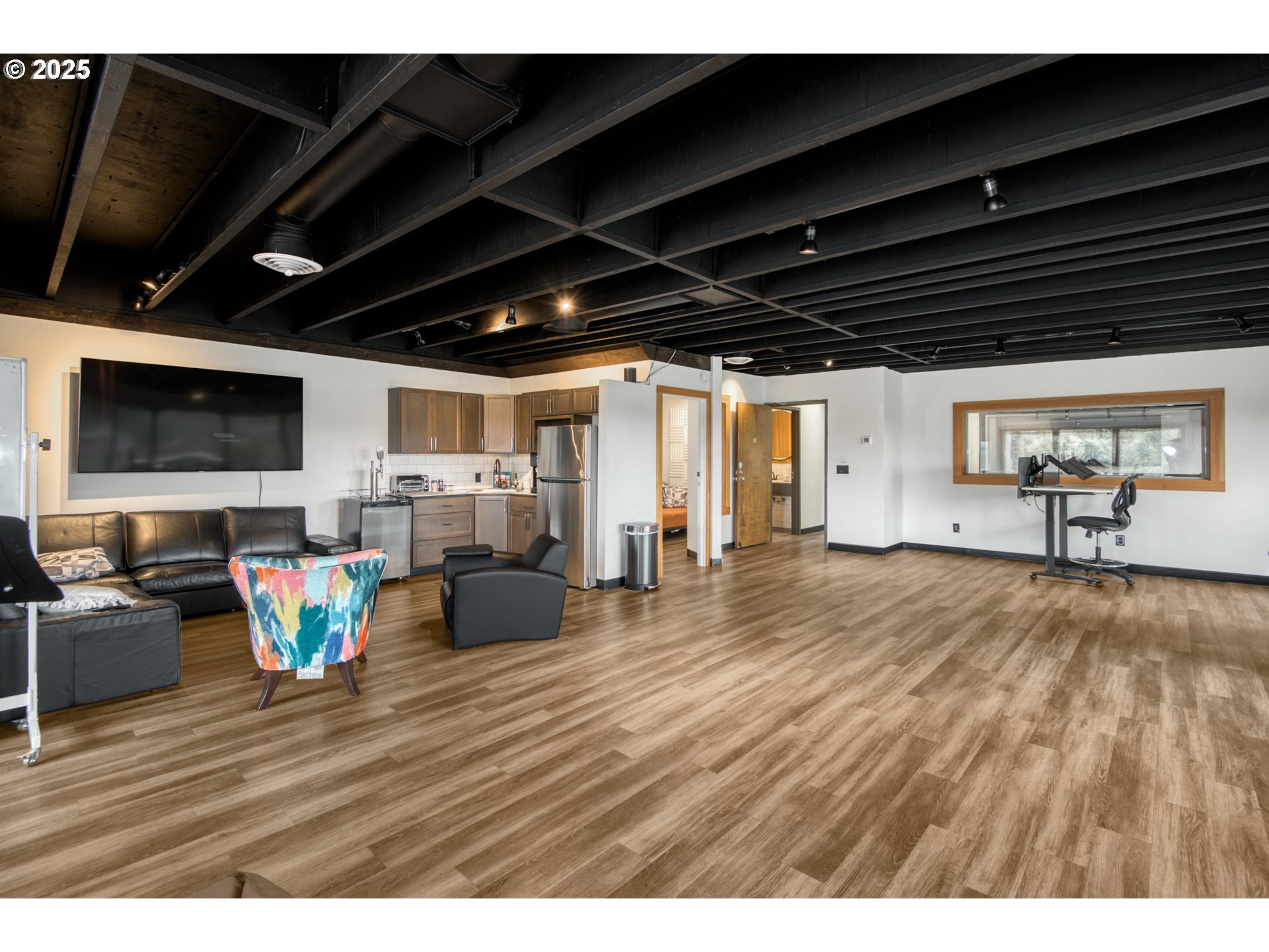 12290 SW MAIN ST, Portland, OR, 97223