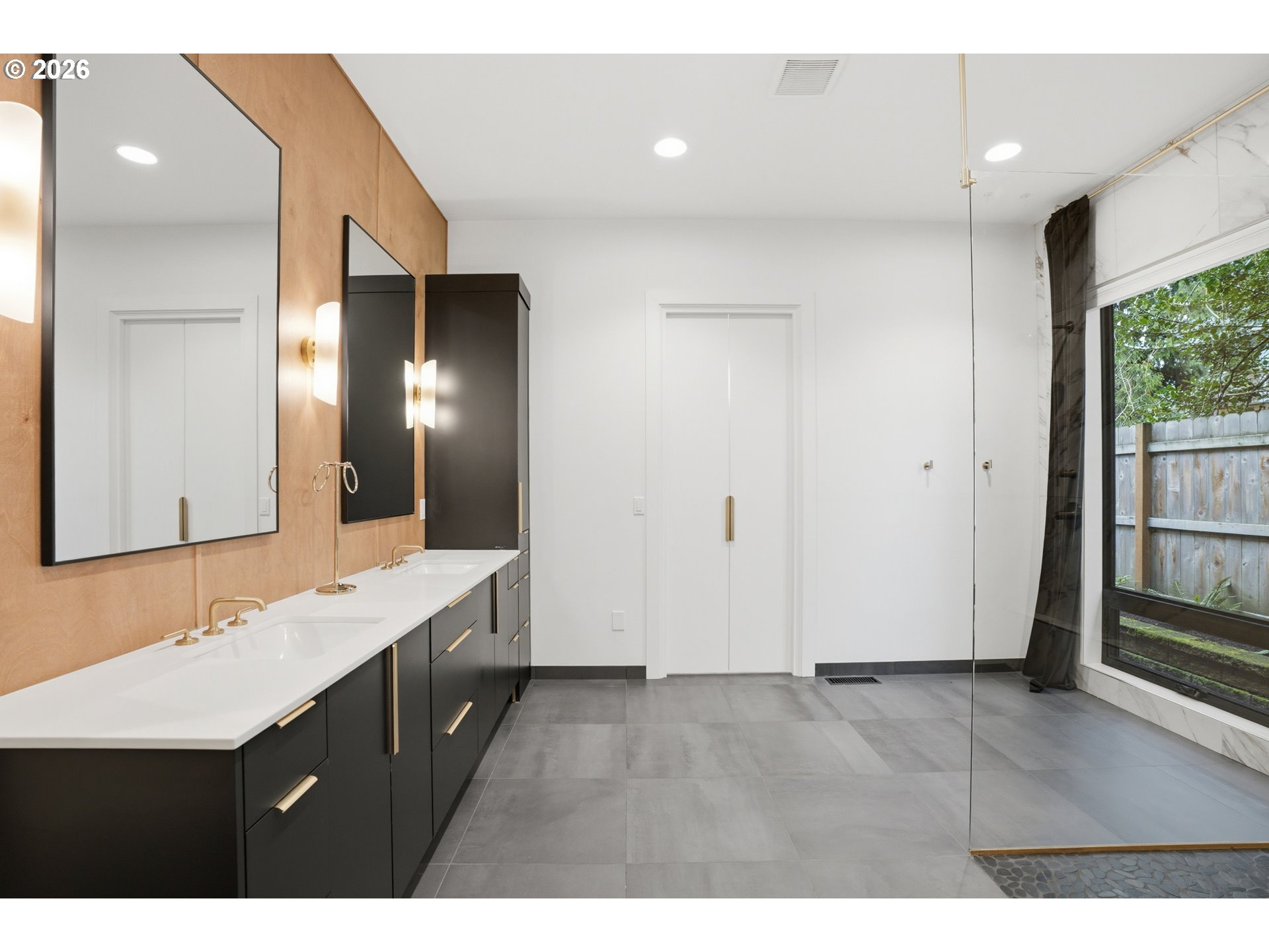 121 S SANTA FE CT, Vancouver, WA, 98661