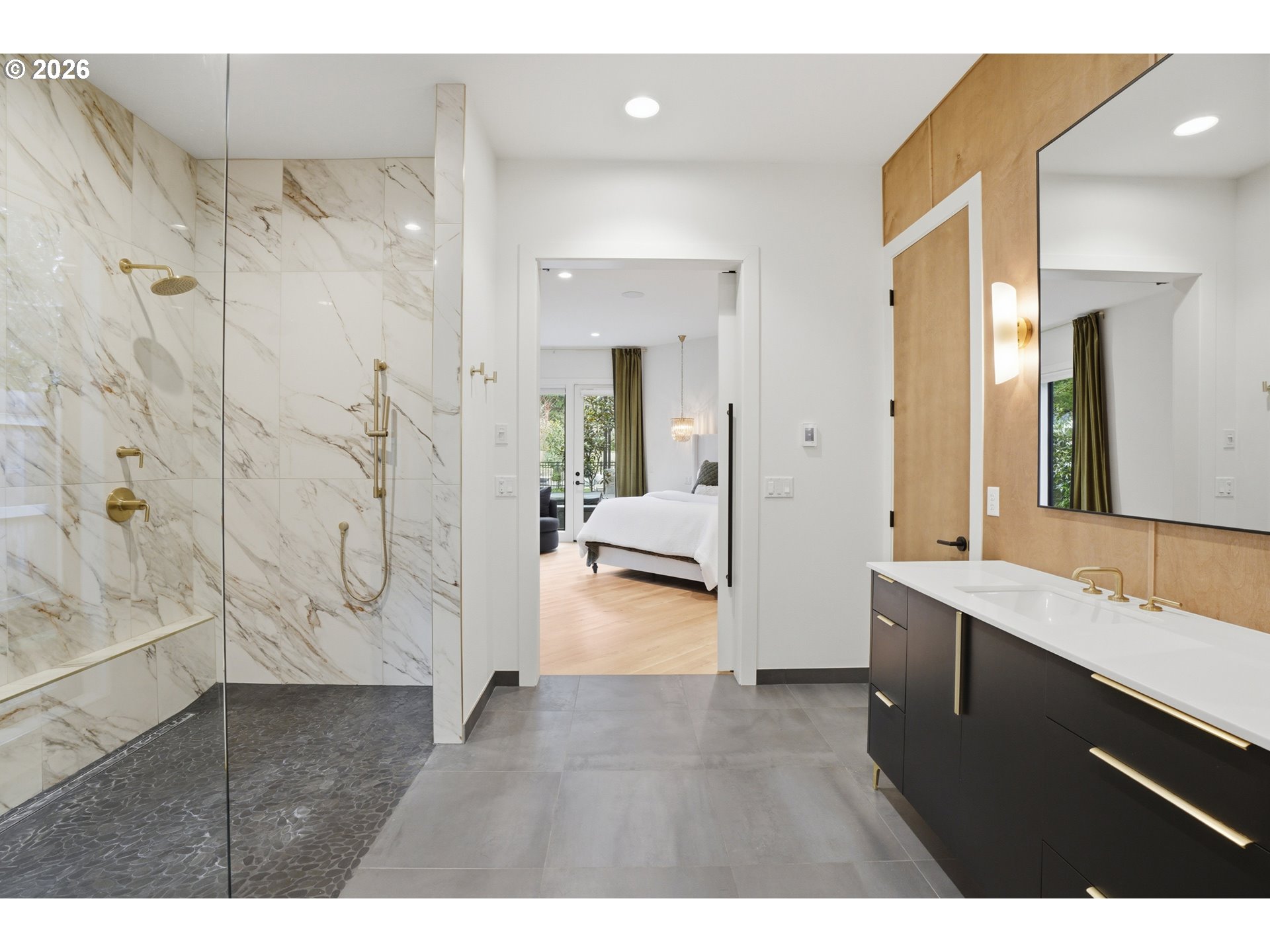 121 S SANTA FE CT, Vancouver, WA, 98661