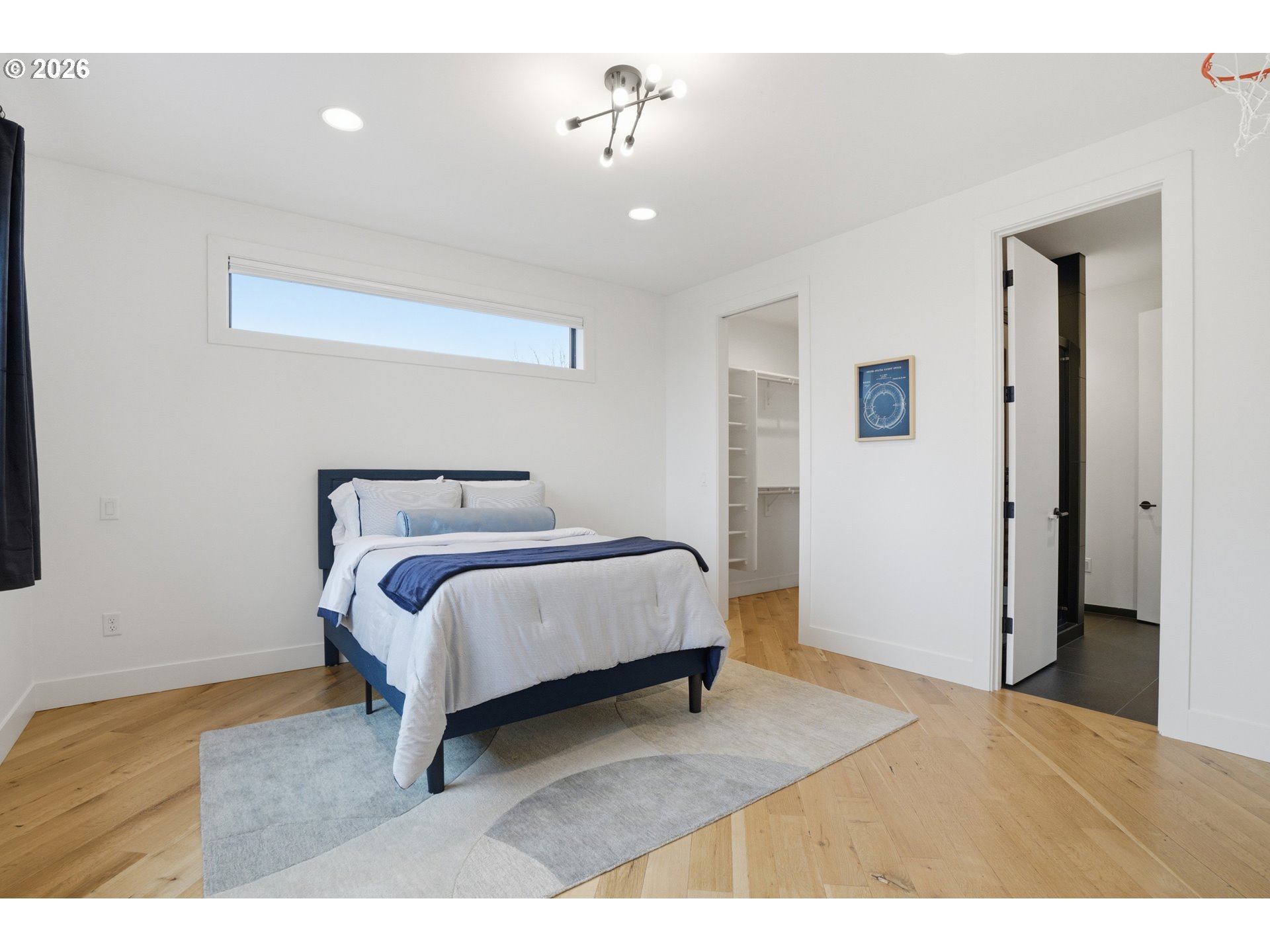 121 S SANTA FE CT, Vancouver, WA, 98661