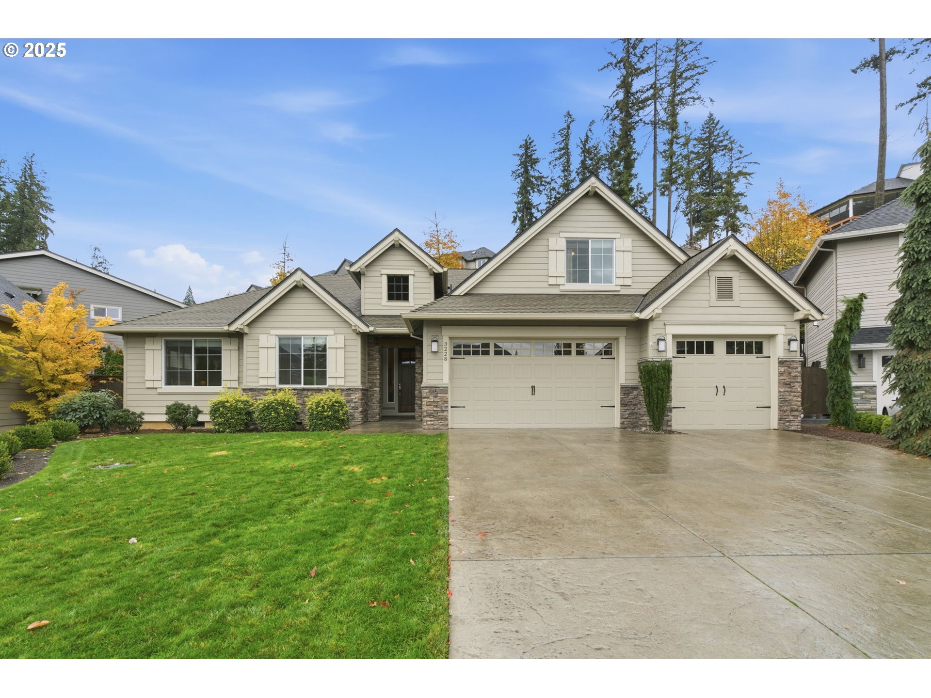 Camas Listings