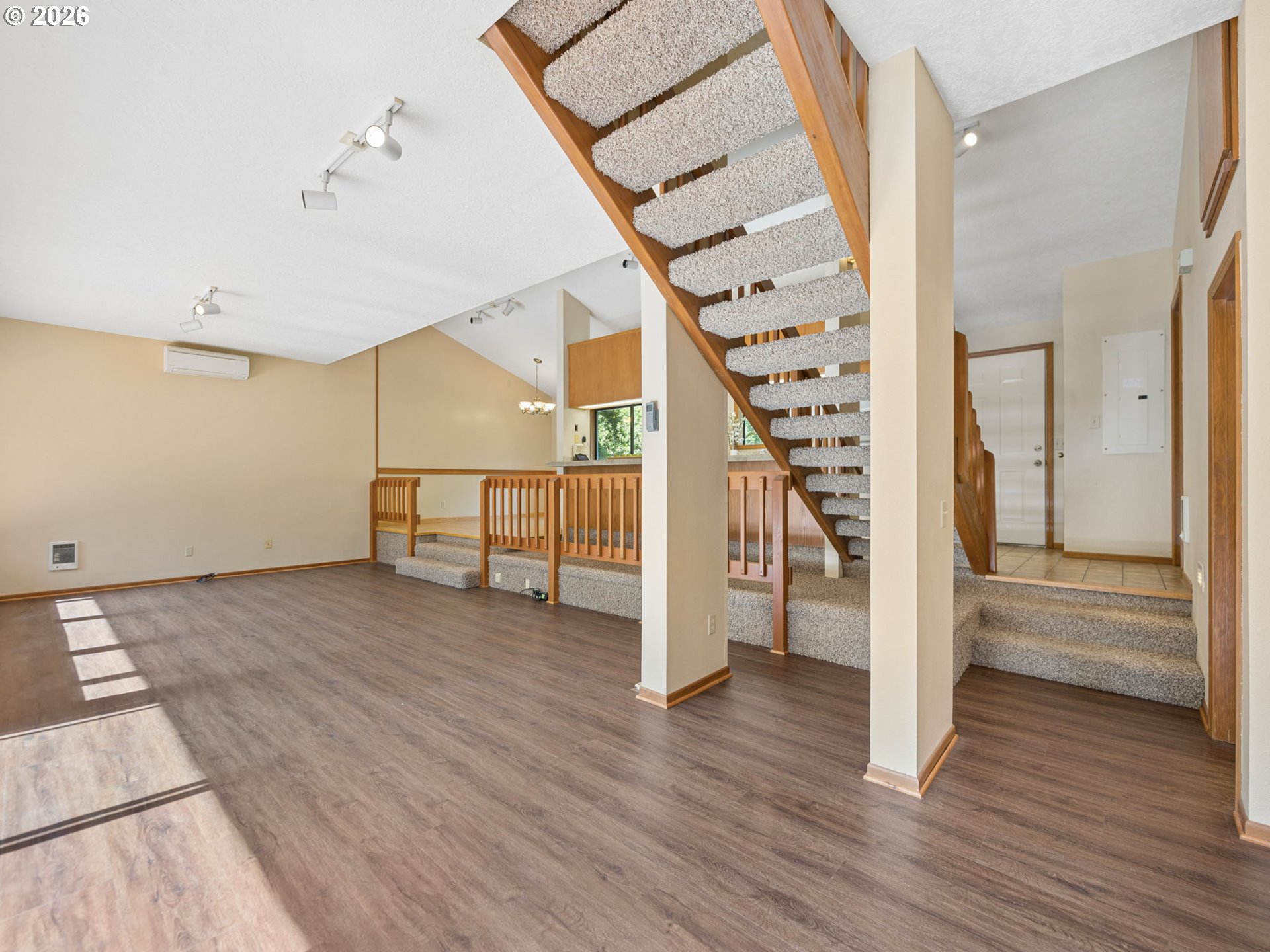 Property photo 6 of 47