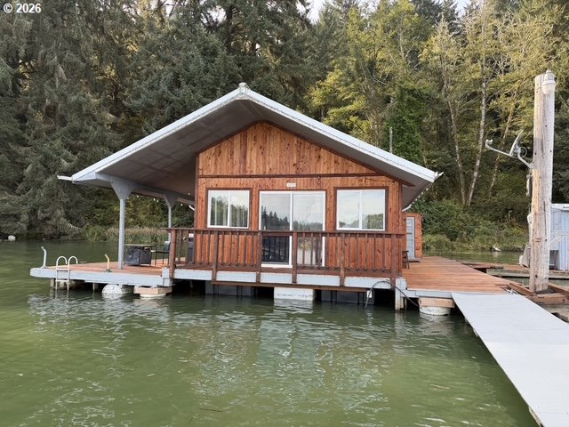 Siltcoos Lk Float Hm, Westlake, OR 97493 Siltcoos Lk Float Hm, Westlake, OR 97493