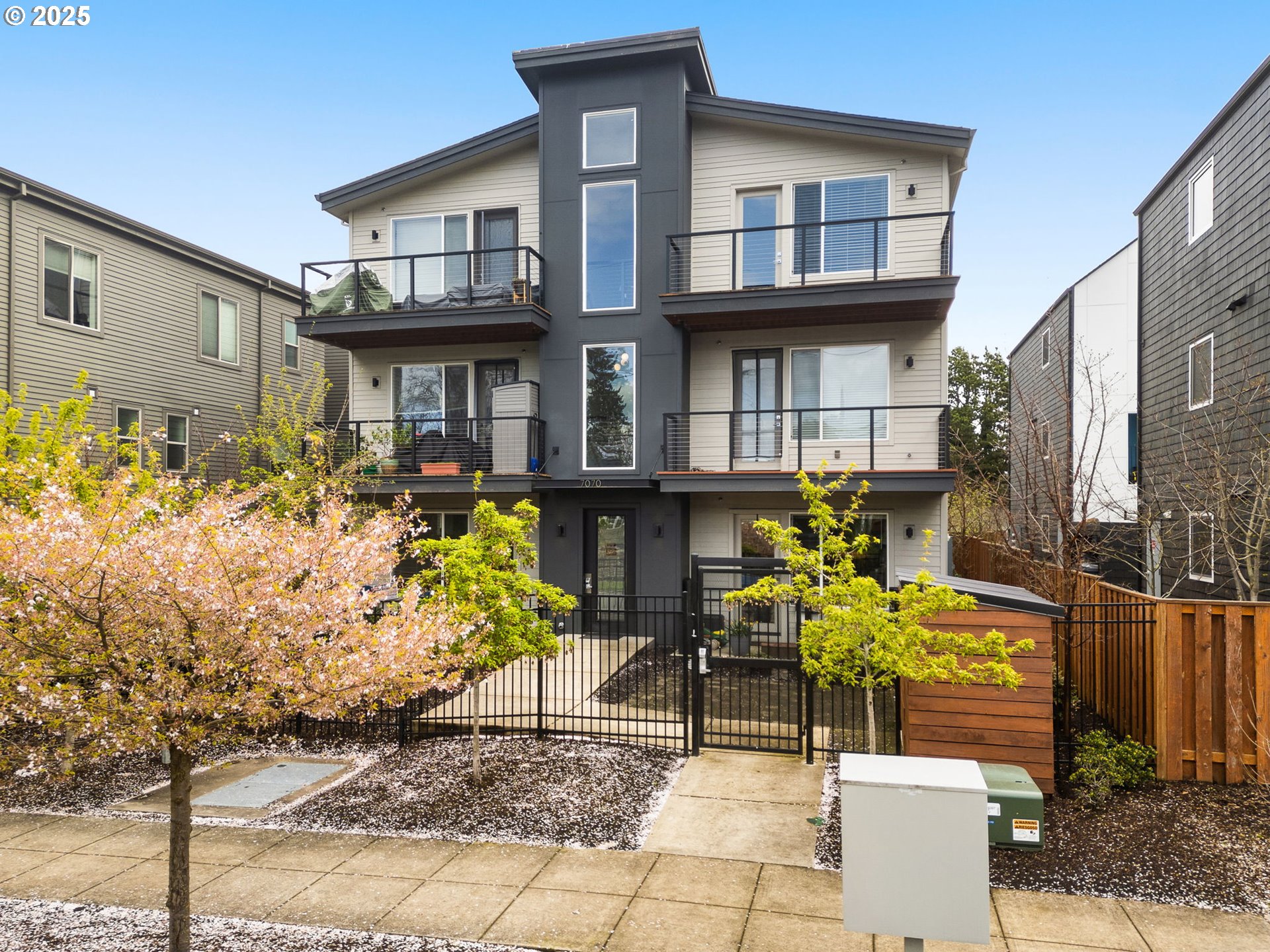 7070 N MONTANA AVE, Portland, OR, 97217