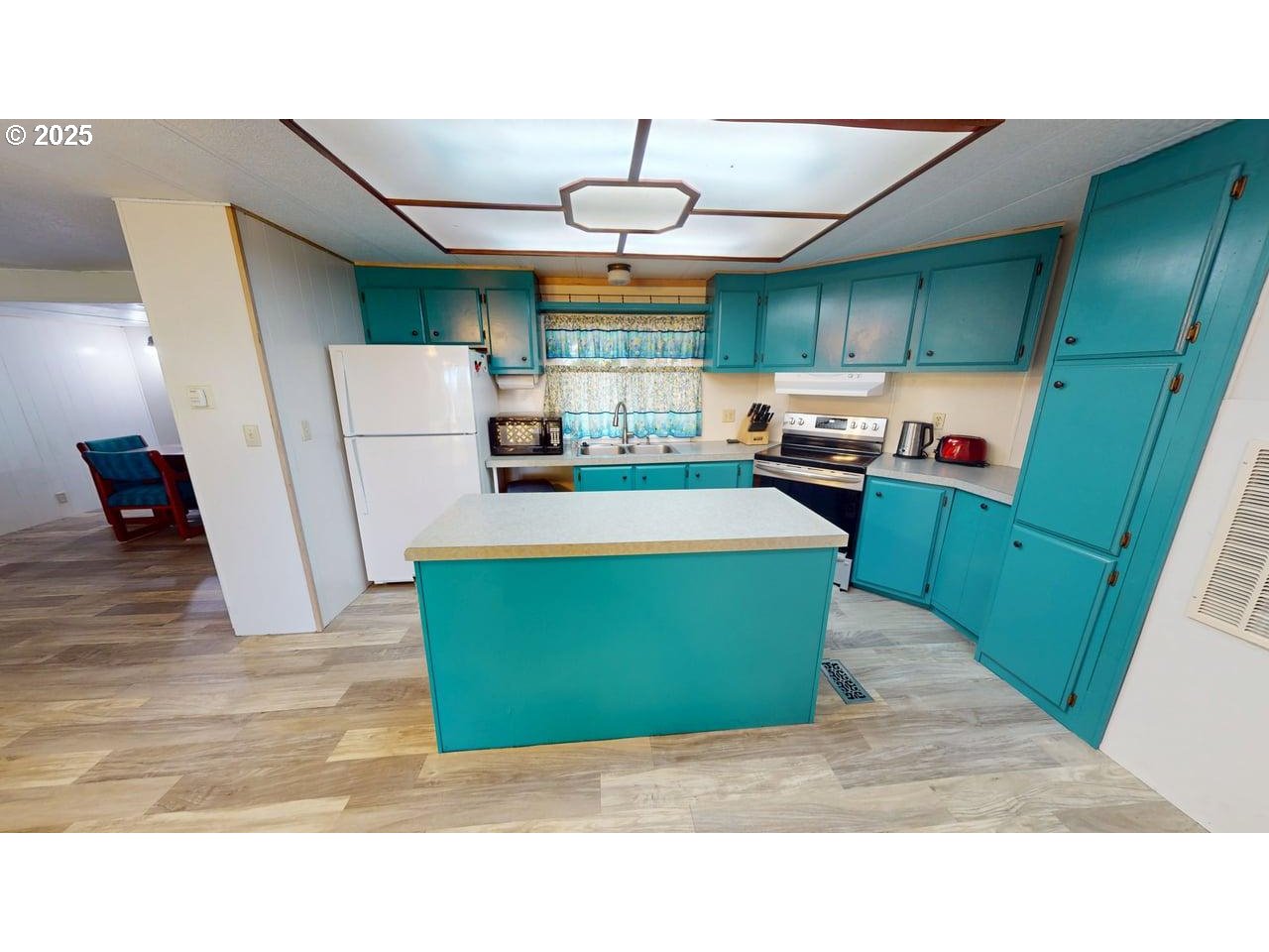 95607 JERRYS FLAT RD, Gold Beach, OR, 97444