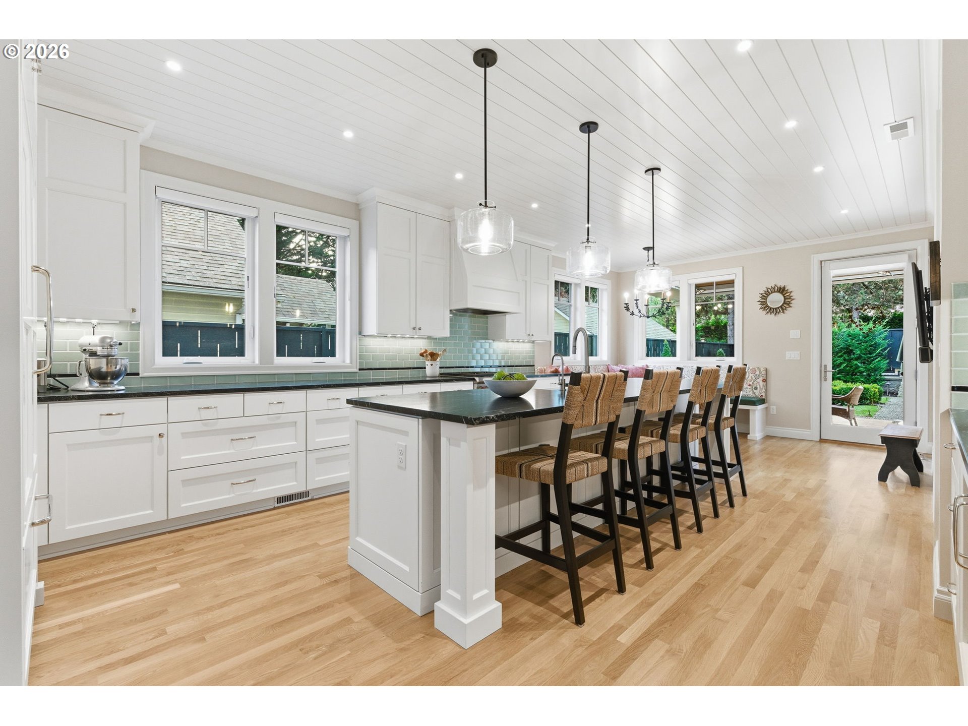 330 6TH ST, Lake Oswego, OR, 97034