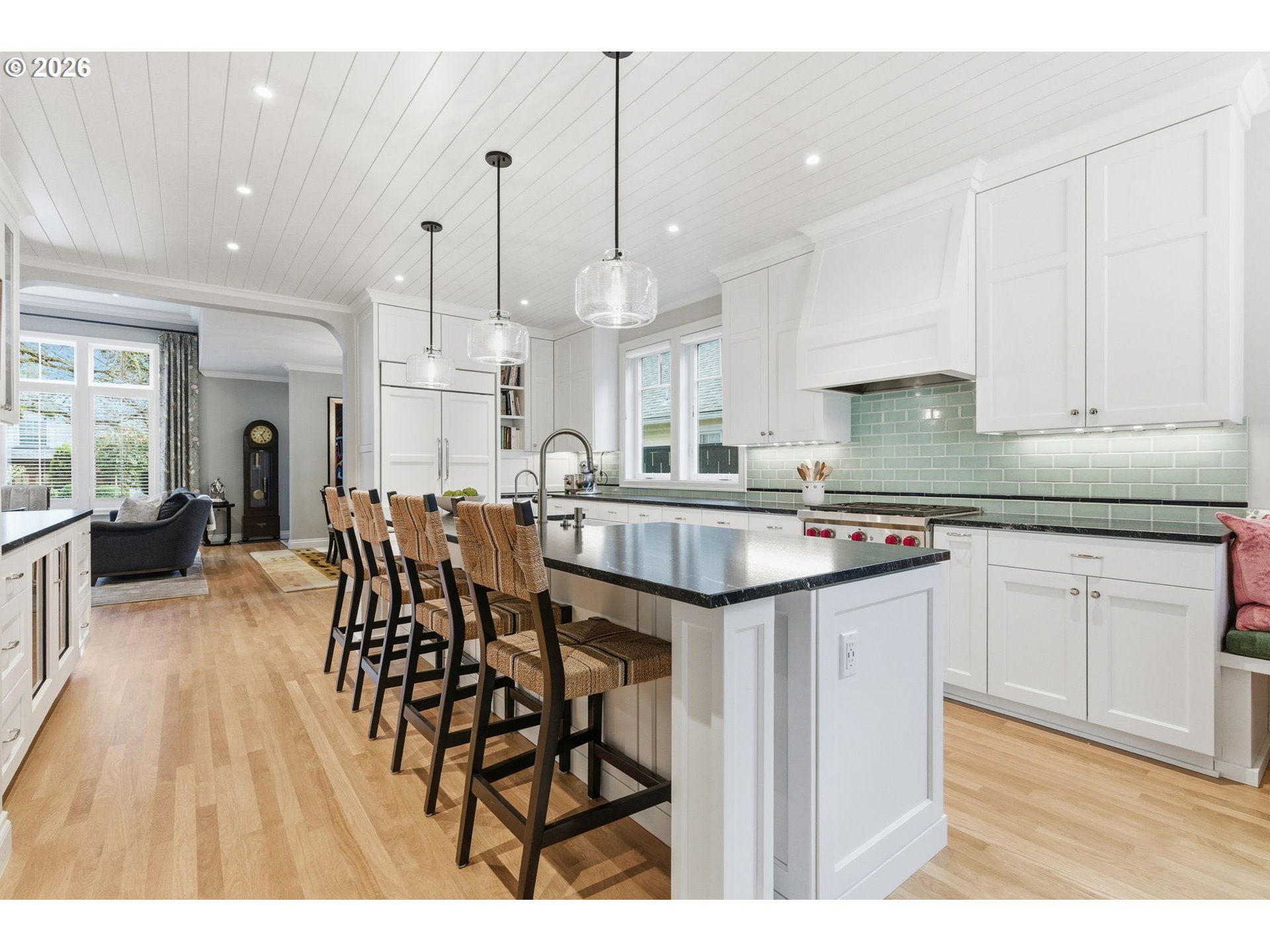 330 6TH ST, Lake Oswego, OR, 97034