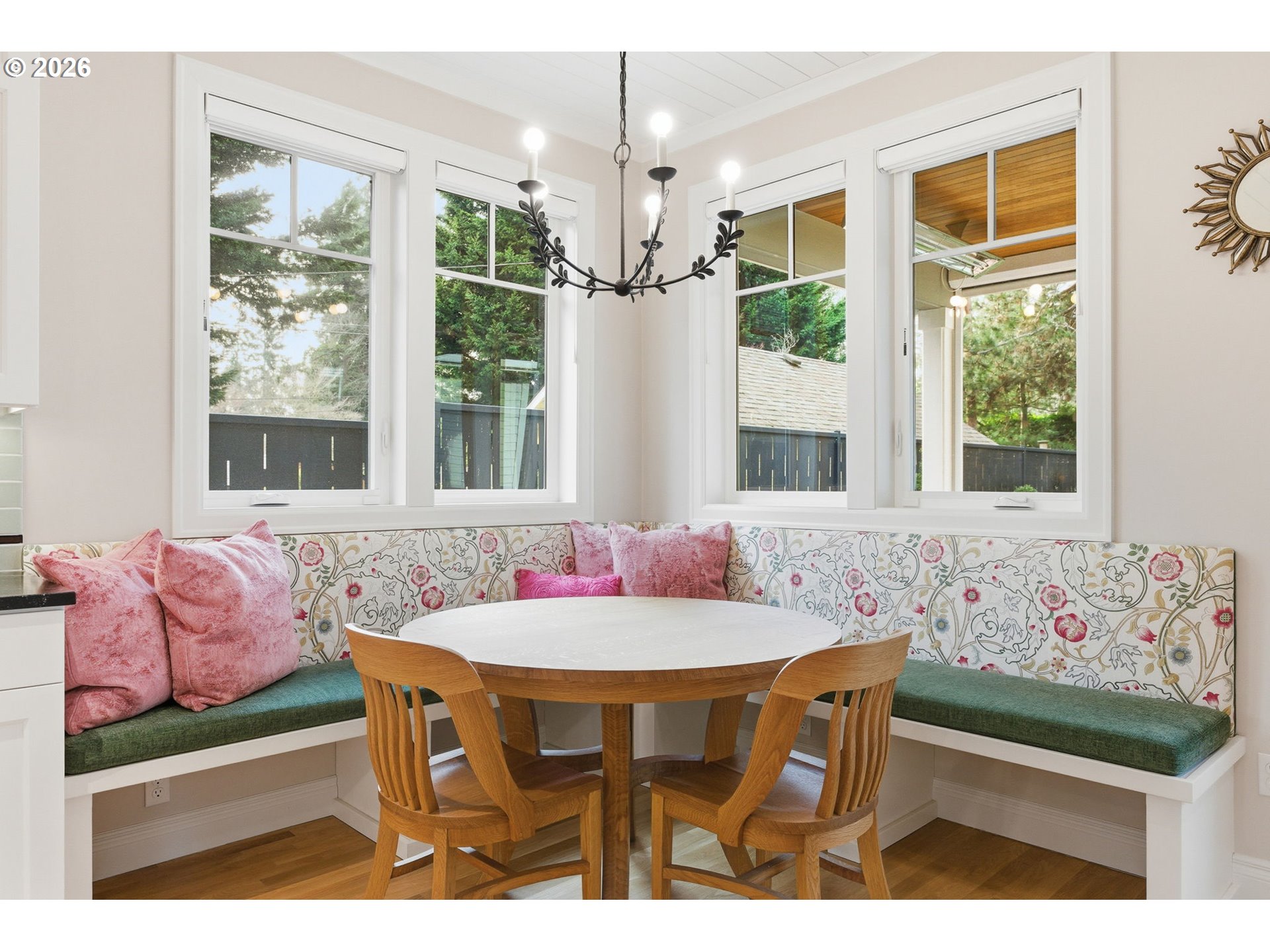 330 6TH ST, Lake Oswego, OR, 97034