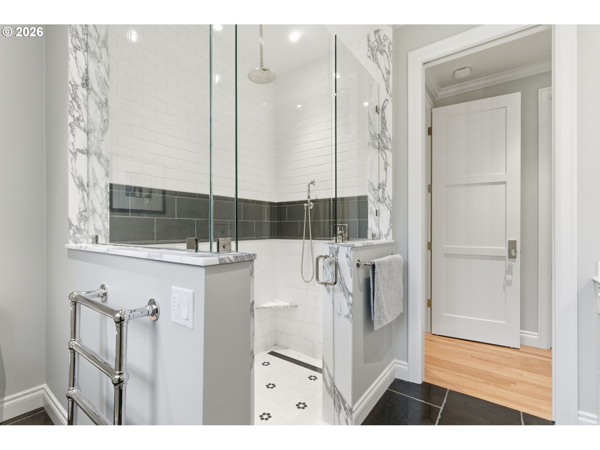 330 6TH ST, Lake Oswego, OR, 97034