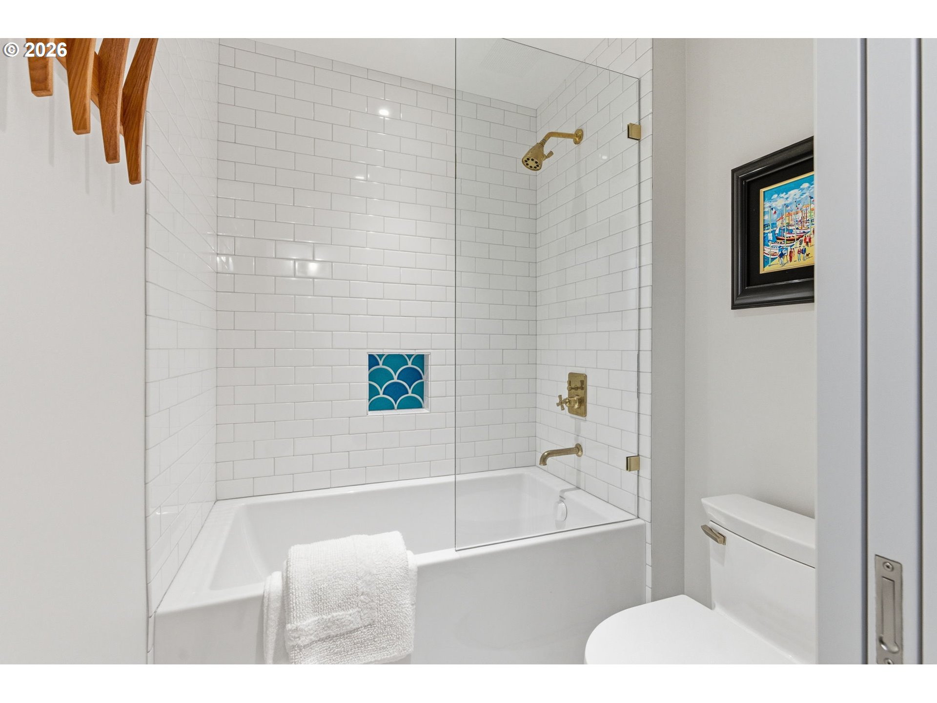 330 6TH ST, Lake Oswego, OR, 97034