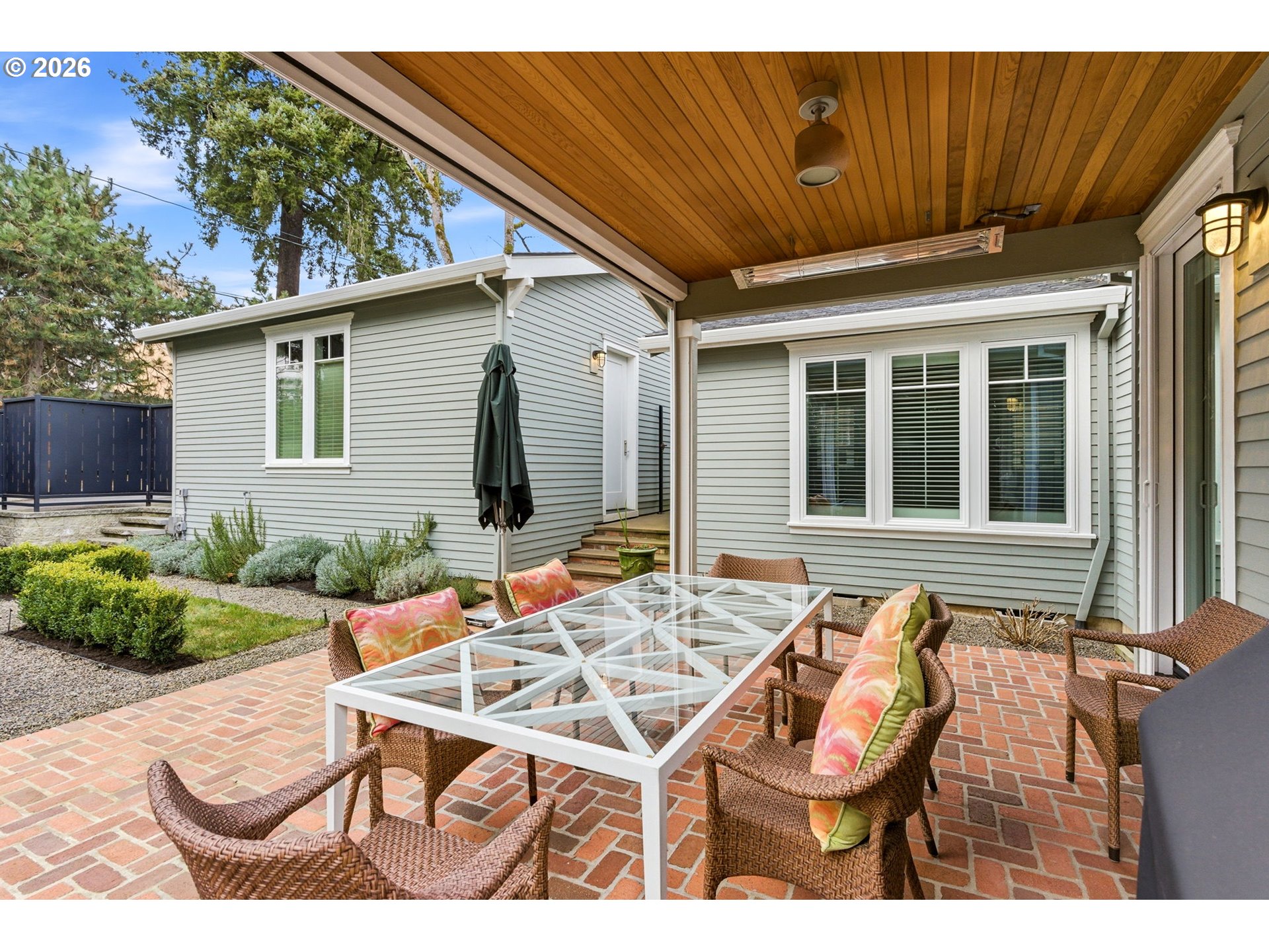 330 6TH ST, Lake Oswego, OR, 97034