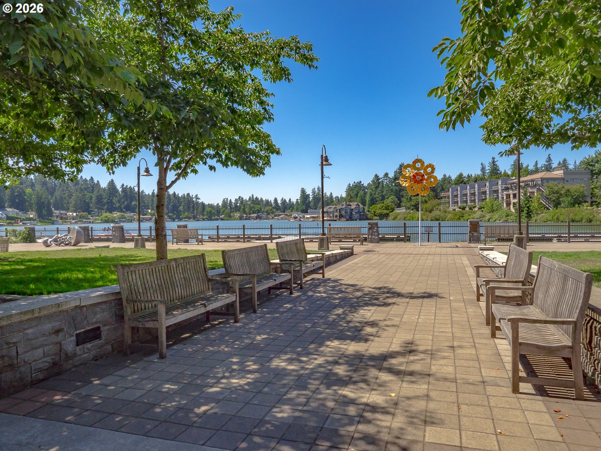 330 6TH ST, Lake Oswego, OR, 97034