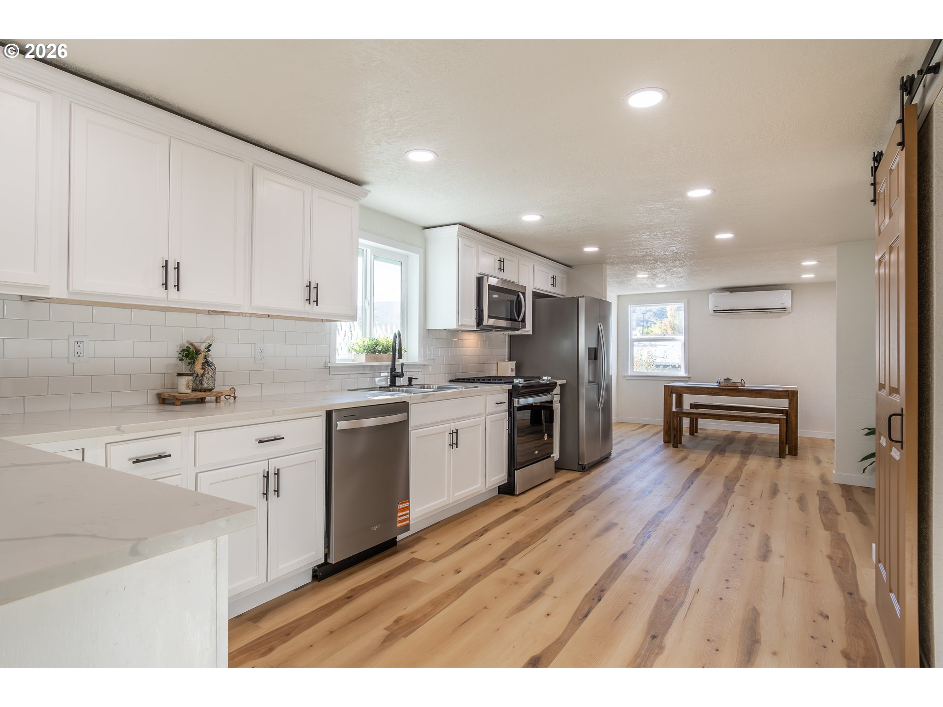 1618 SE COBB ST, Roseburg, OR 97470