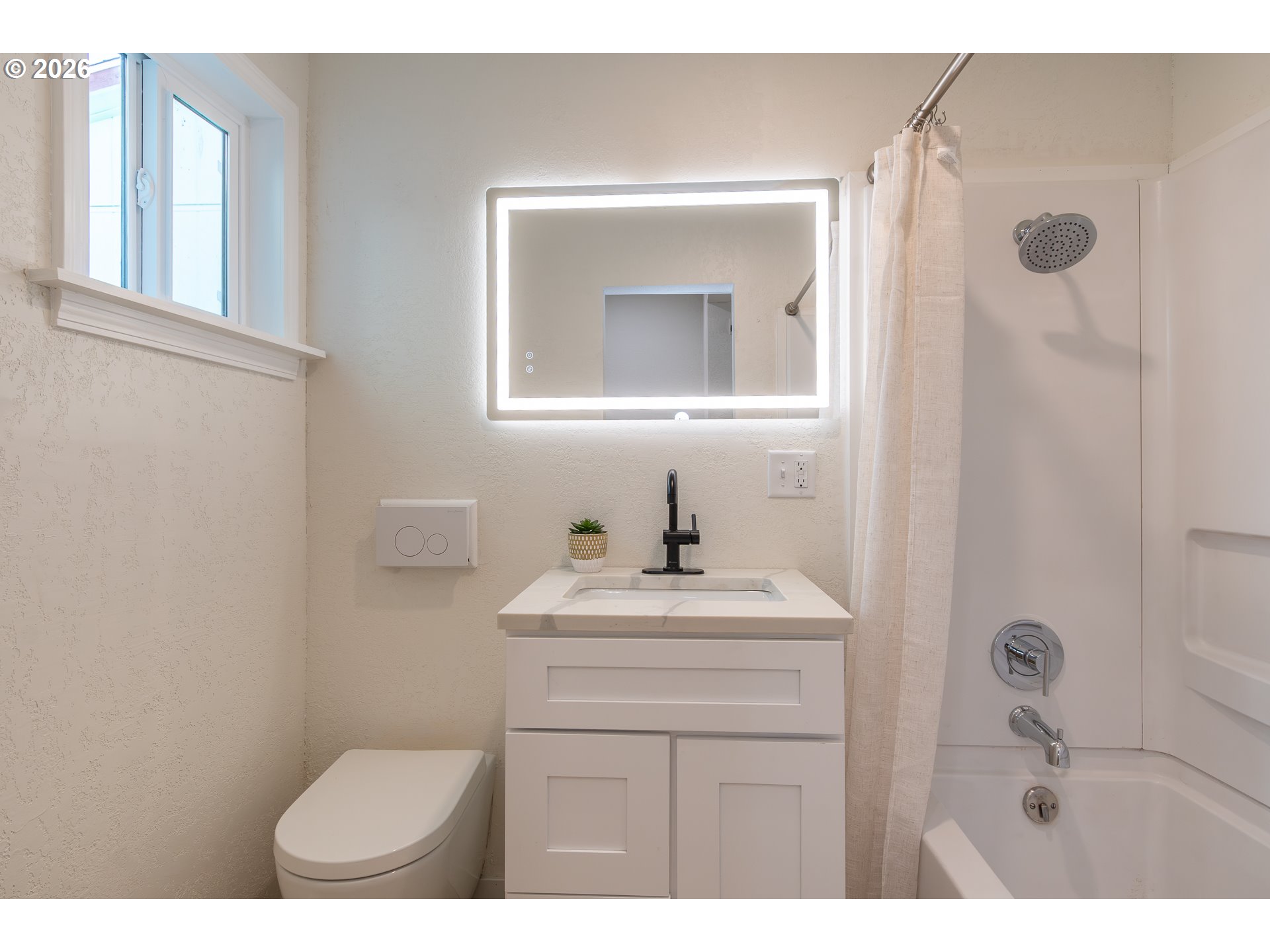 1618 SE COBB ST, Roseburg, OR 97470
