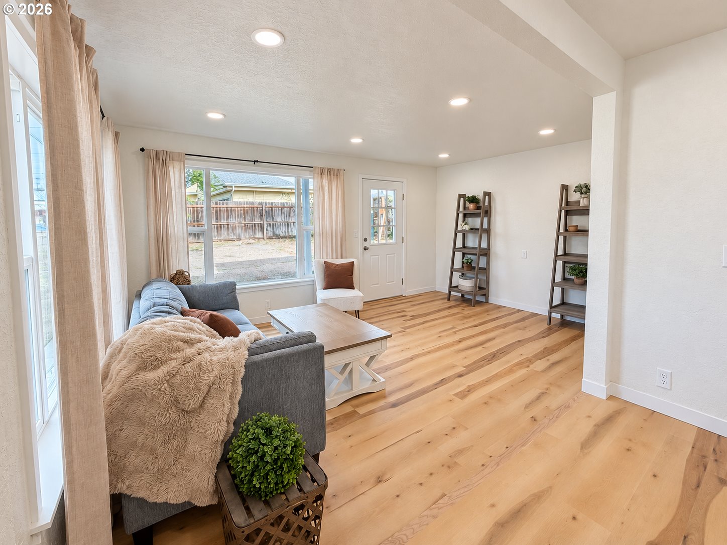 1618 SE COBB ST, Roseburg, OR 97470
