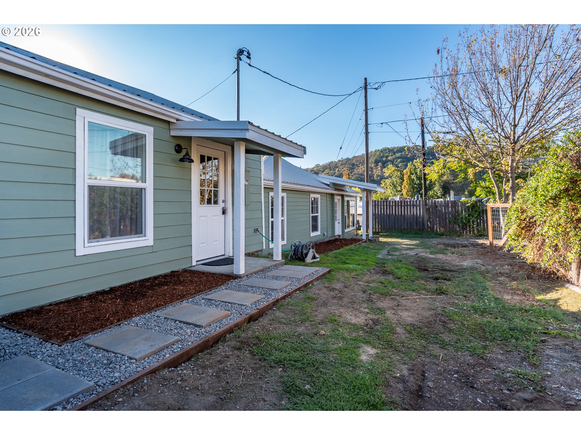 1618 SE COBB ST, Roseburg, OR 97470