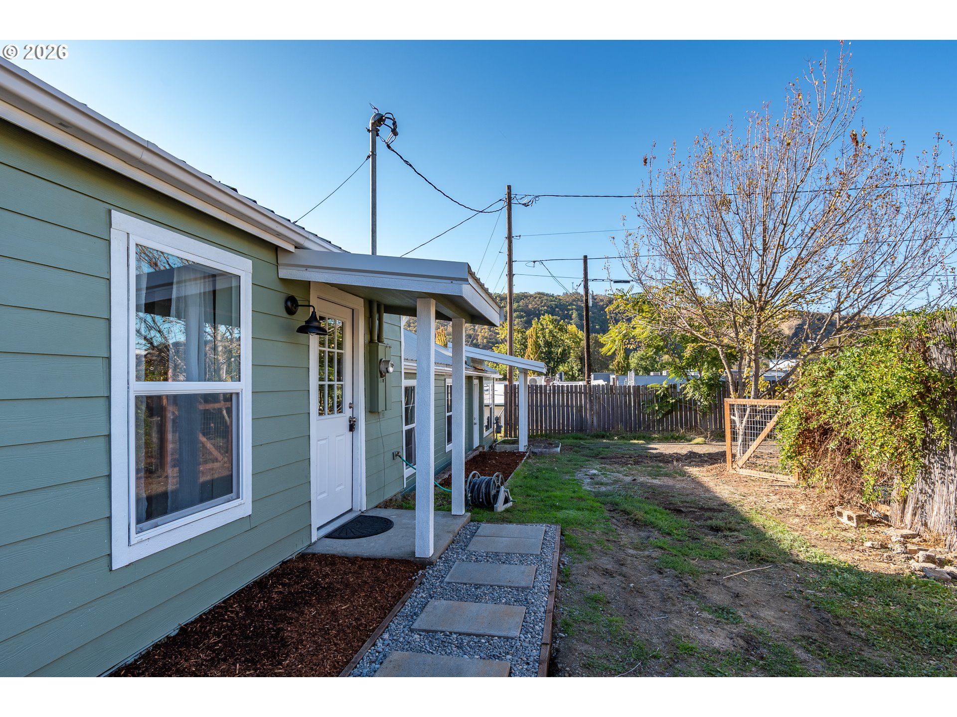 1618 SE COBB ST, Roseburg, OR 97470