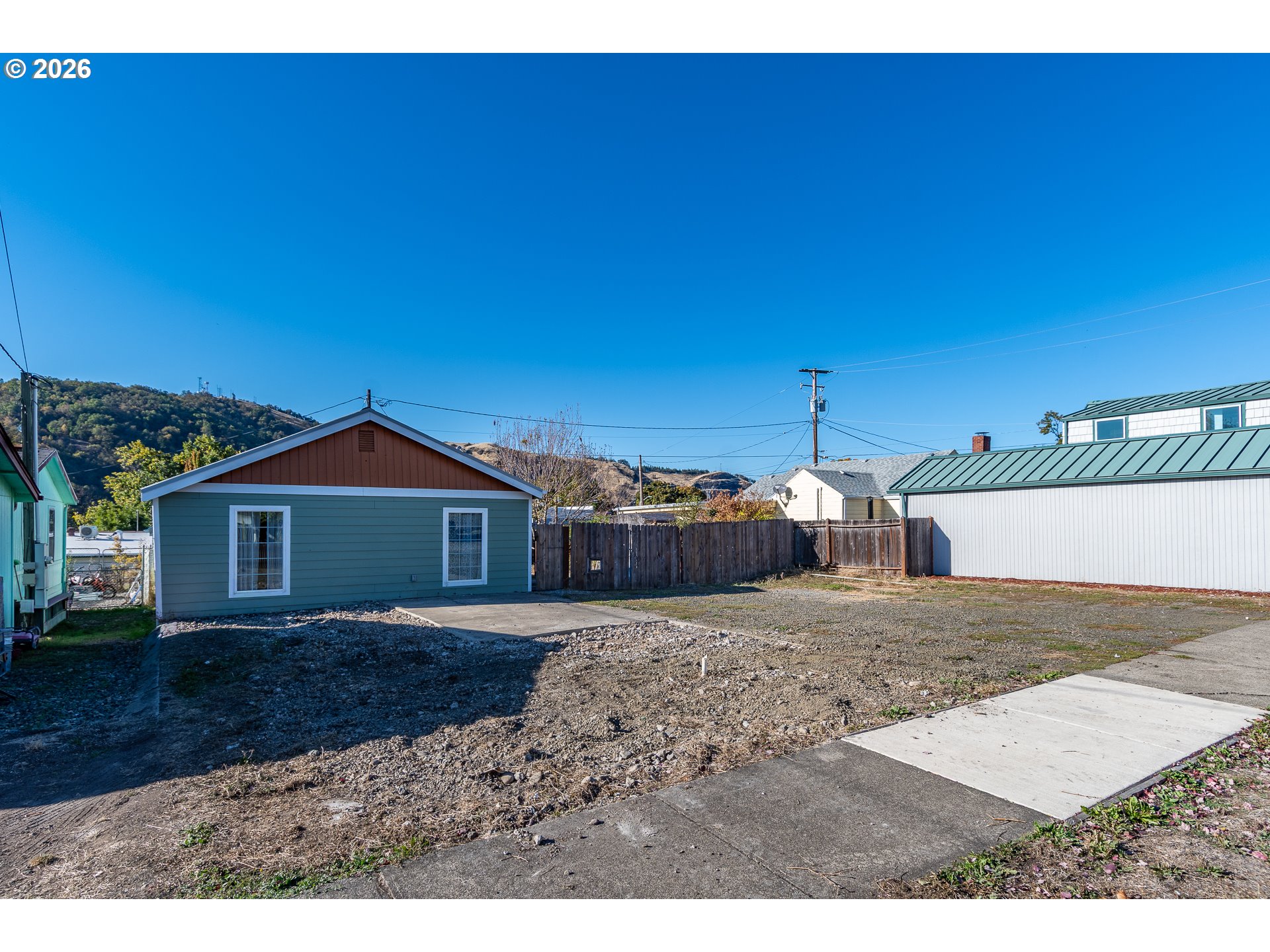 1618 SE COBB ST, Roseburg, OR 97470