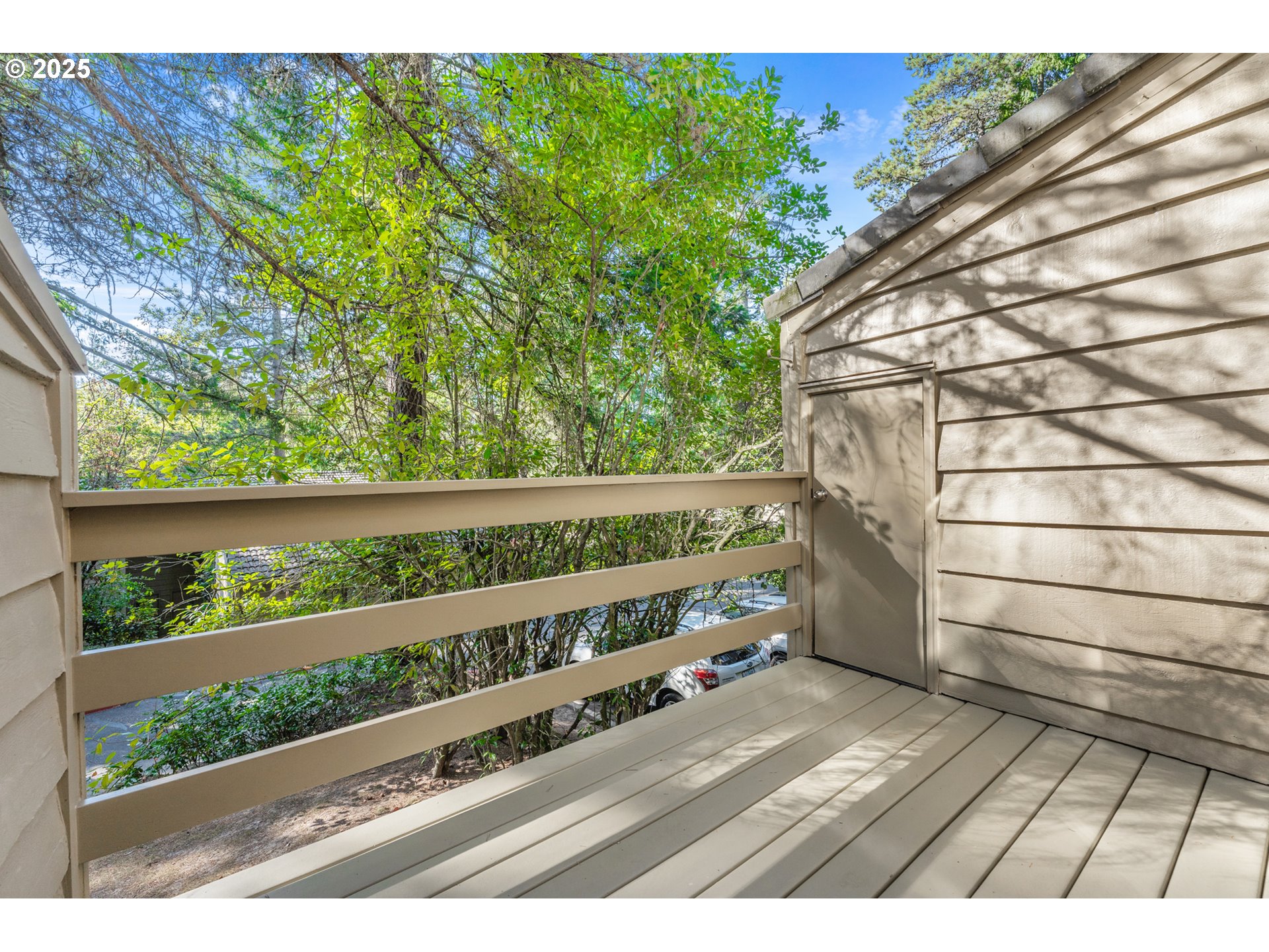 Photo #4: 383860586 Listing: Photo #4