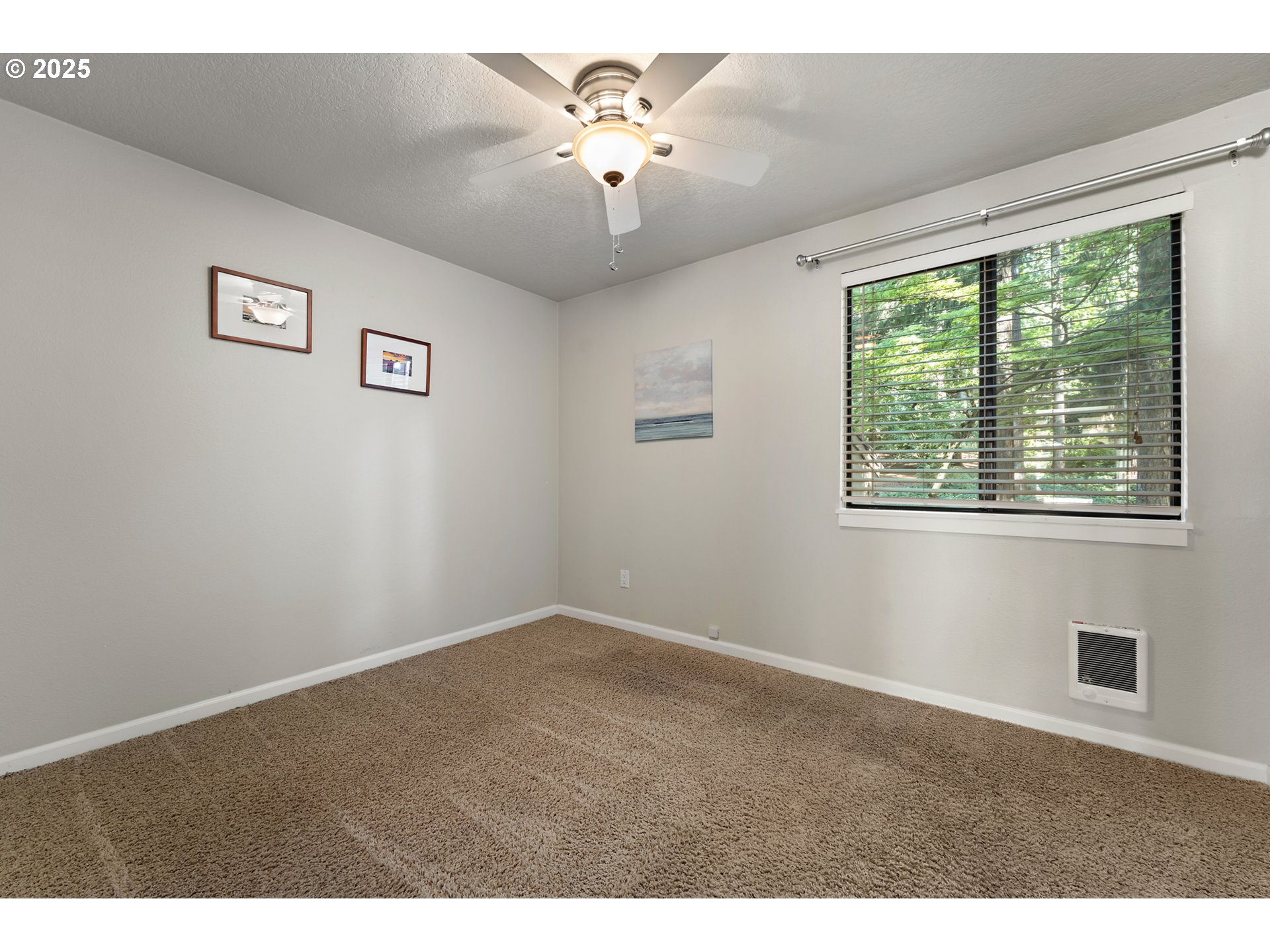 Photo #7: 383860586 Listing: Photo #7