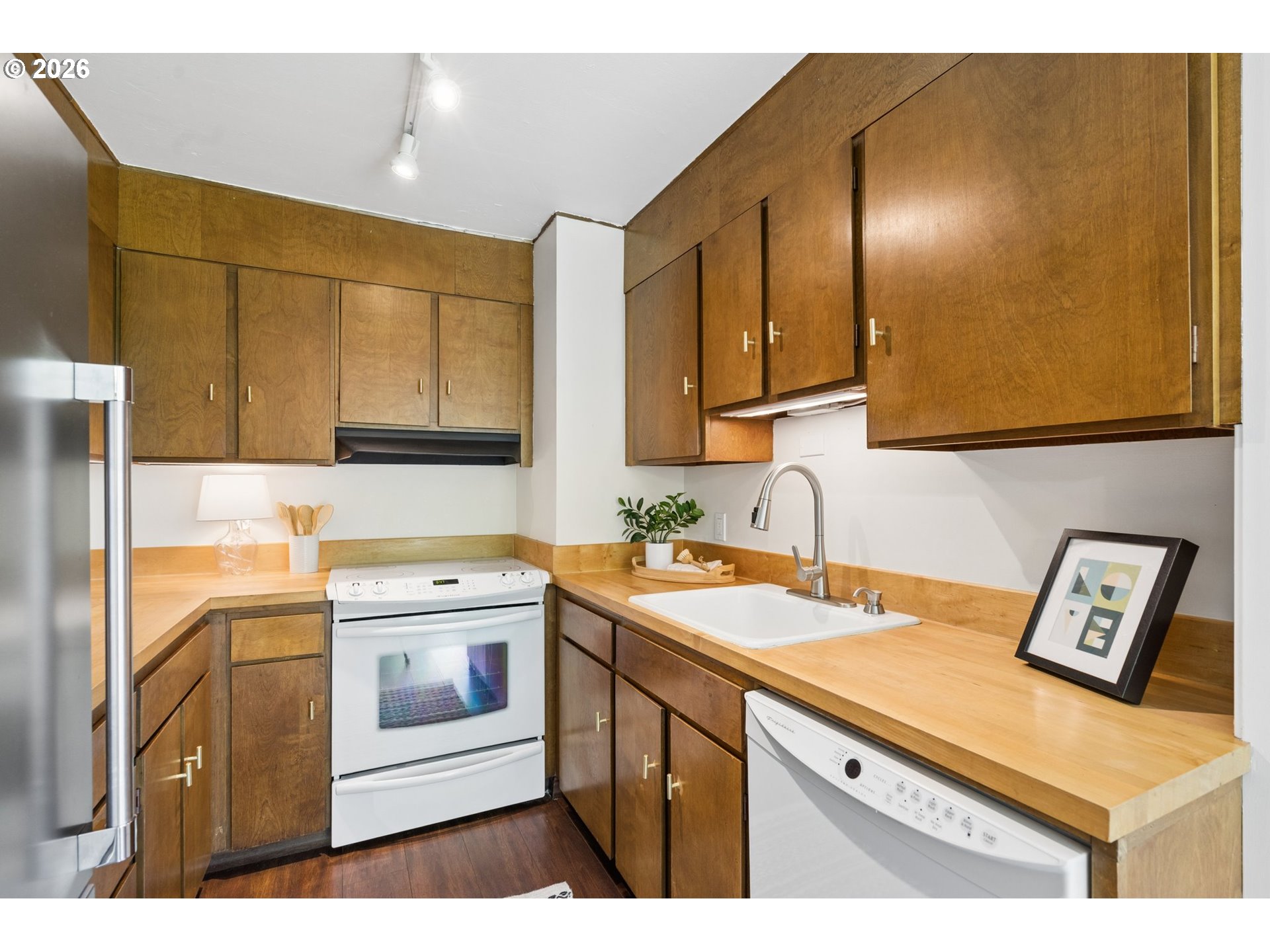 Photo #14: 384129004 Listing: Photo #14