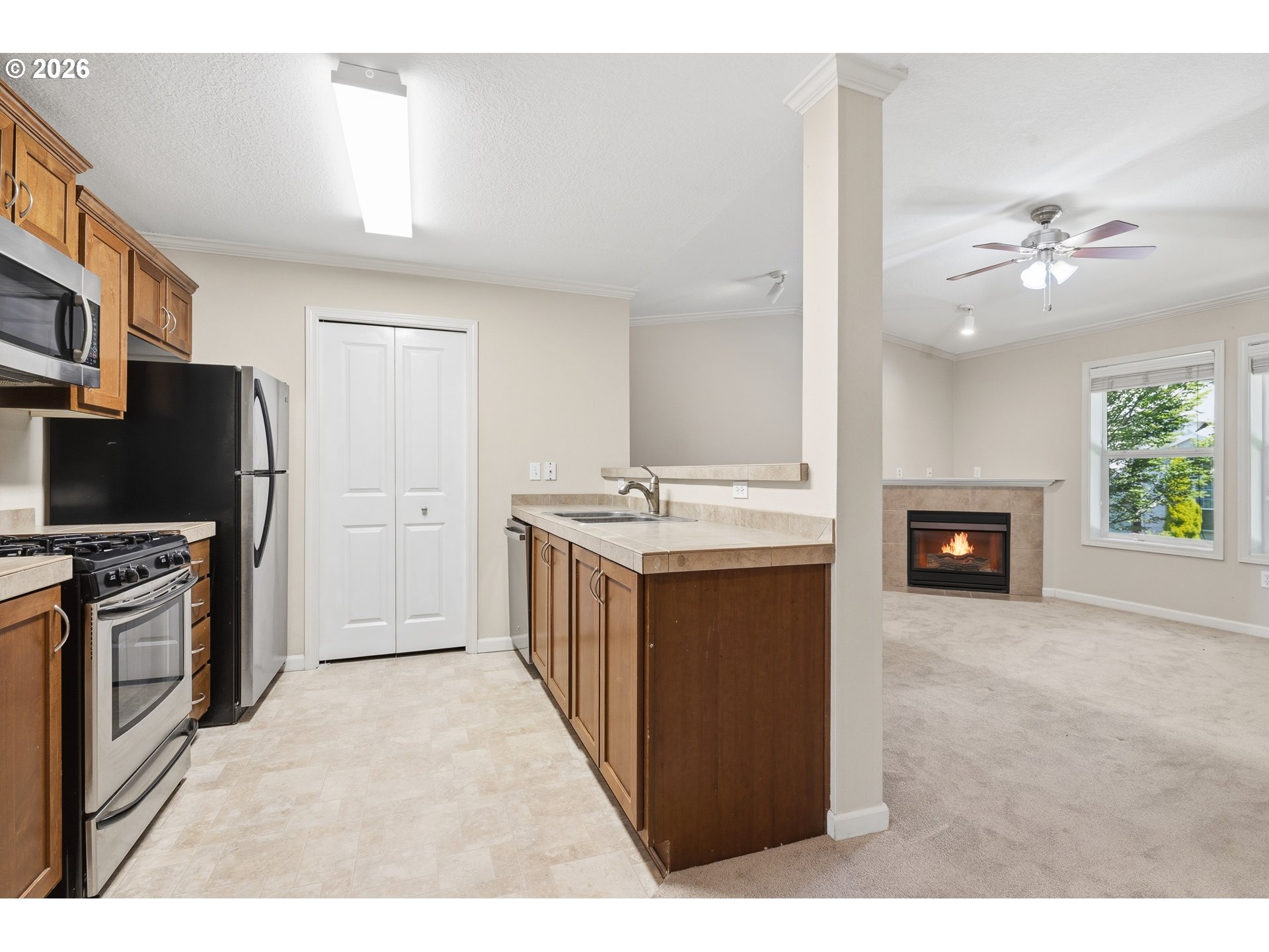 Photo #25: 384264122 Listing: Photo #25