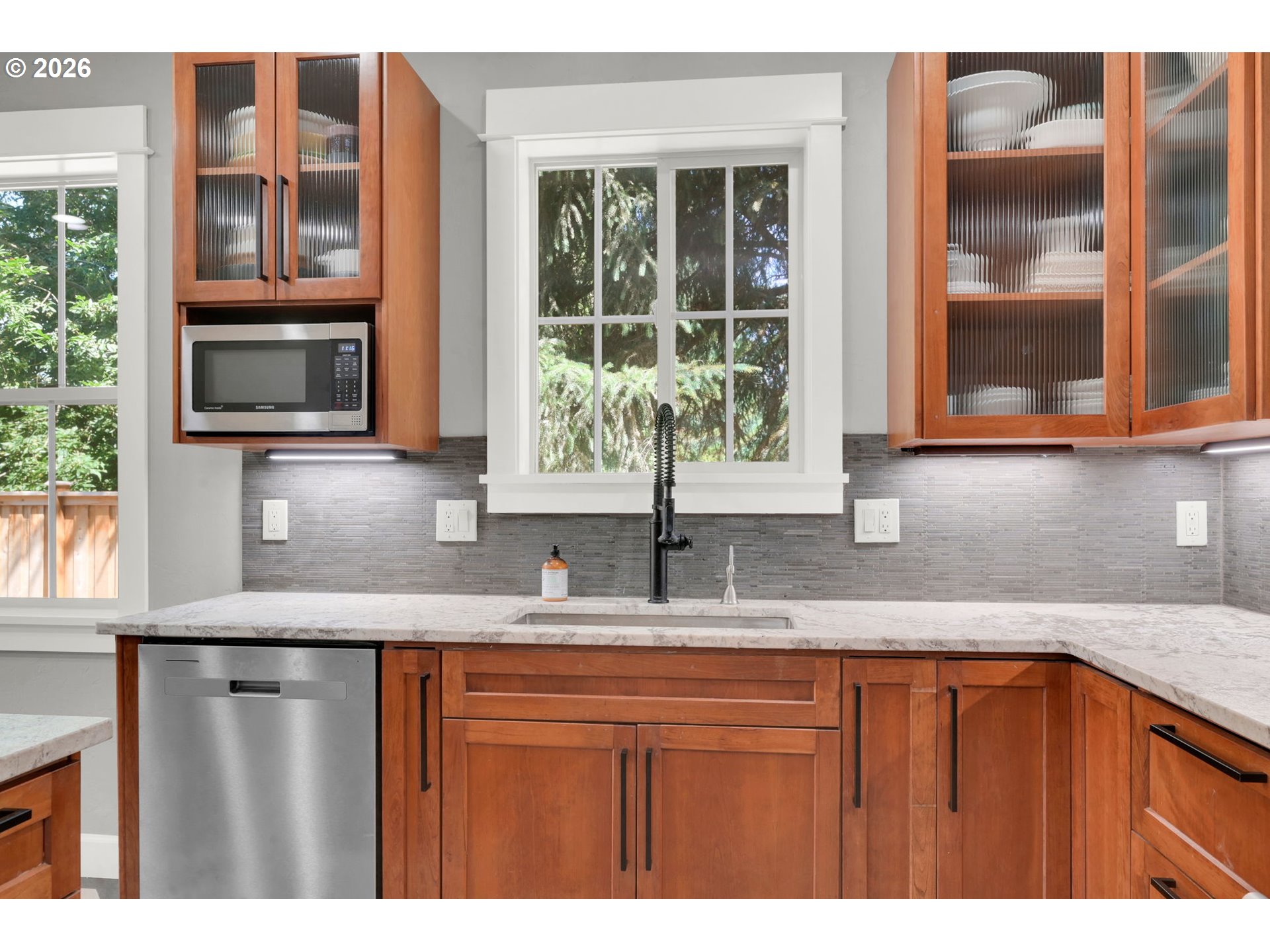 2183 ASHBURY DR, Eugene, OR, 97408