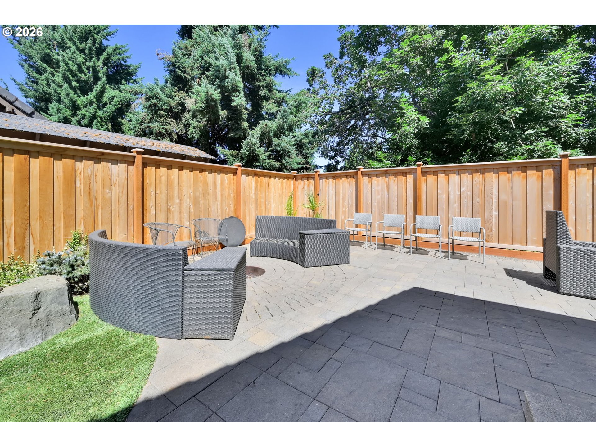 2183 ASHBURY DR, Eugene, OR, 97408