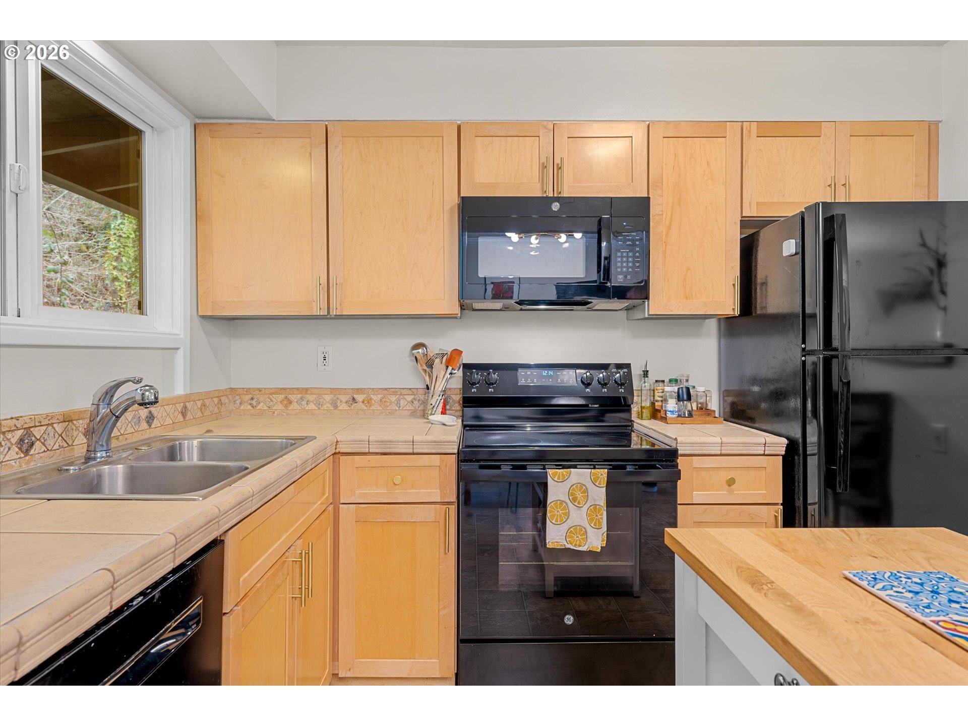 Photo #20: 384729798 Listing: Photo #20